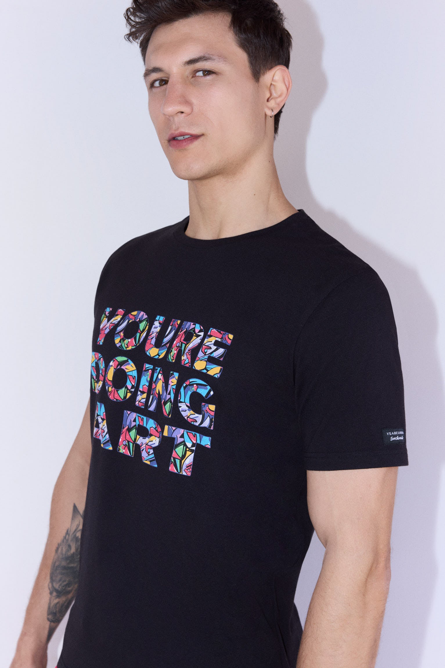 T-shirt noir à manches courtes imprimé street art sockarrats