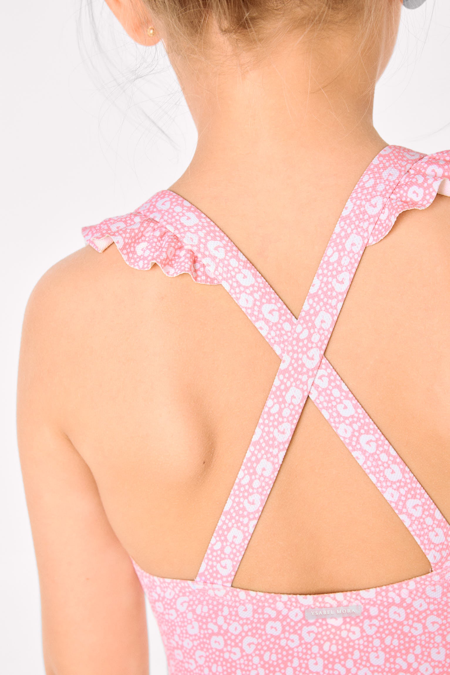Bañador niña detalles volantes y tirantes cruzados estampado leopardo rosa - Ysabel Mora