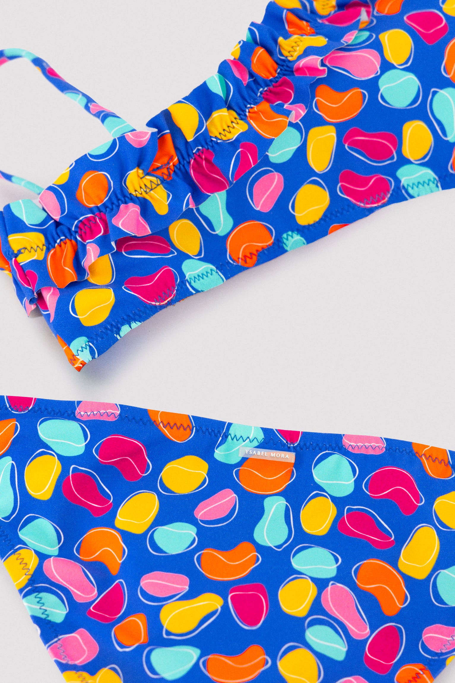 Bikini pour fille avec détails froncés et imprimé de formes organiques multicolores
