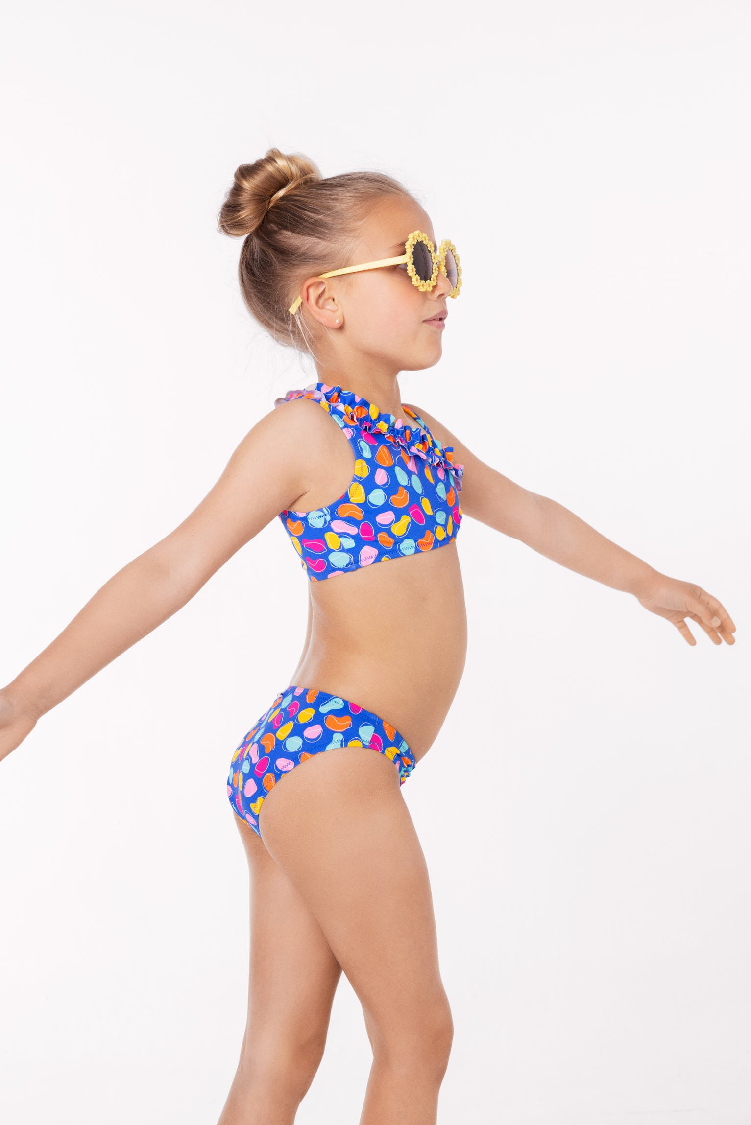 Bikini pour fille avec détails froncés et imprimé de formes organiques multicolores