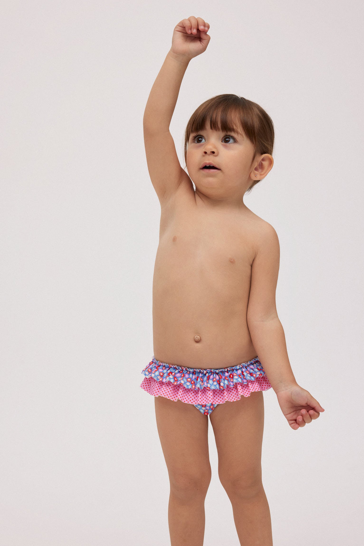 97050-6-culetin-estampado-volantes-nina-ysabel-mora-multicolor