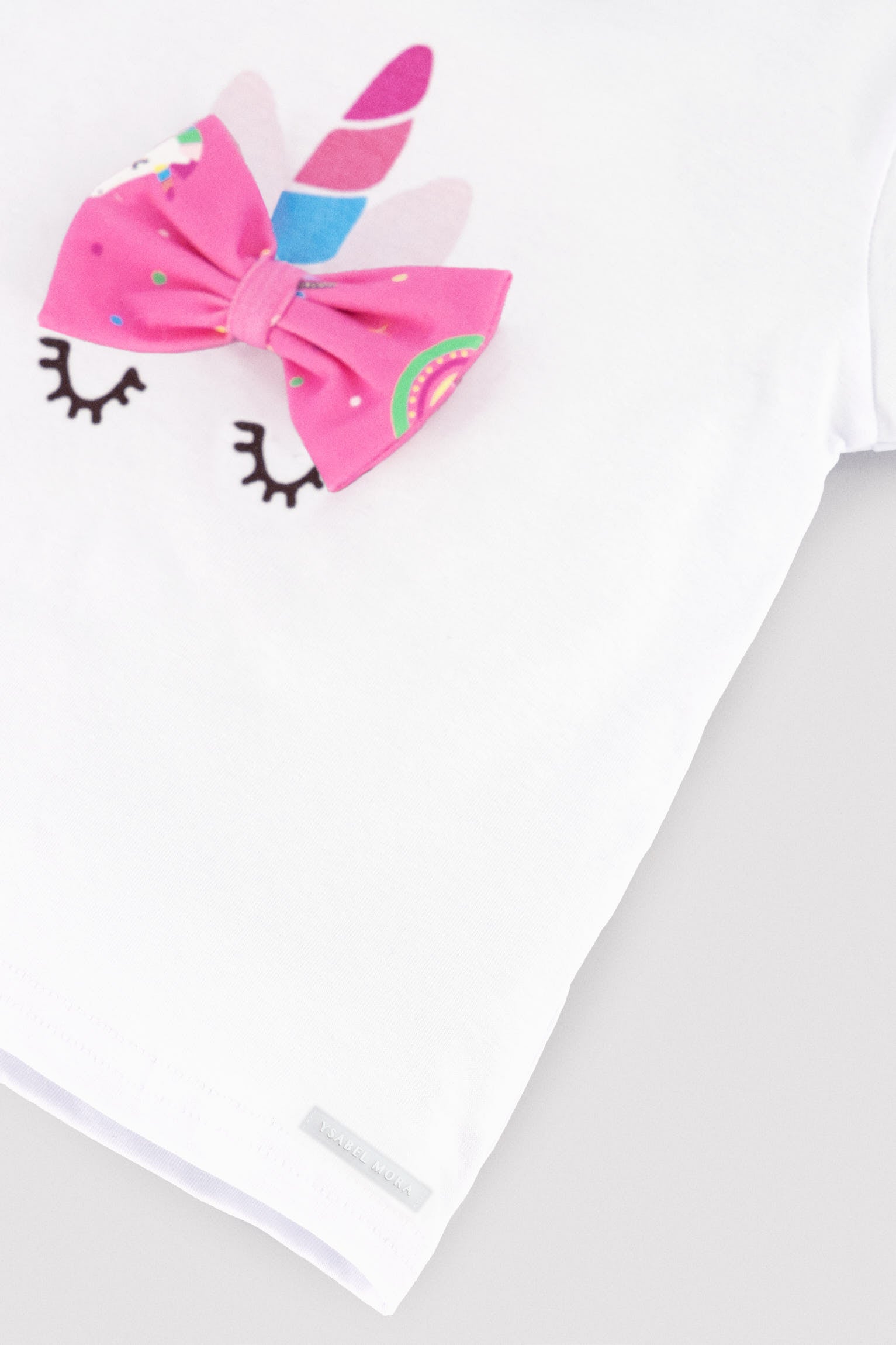 Ensemble t-shirt et bloomer bébé à imprimé licorne