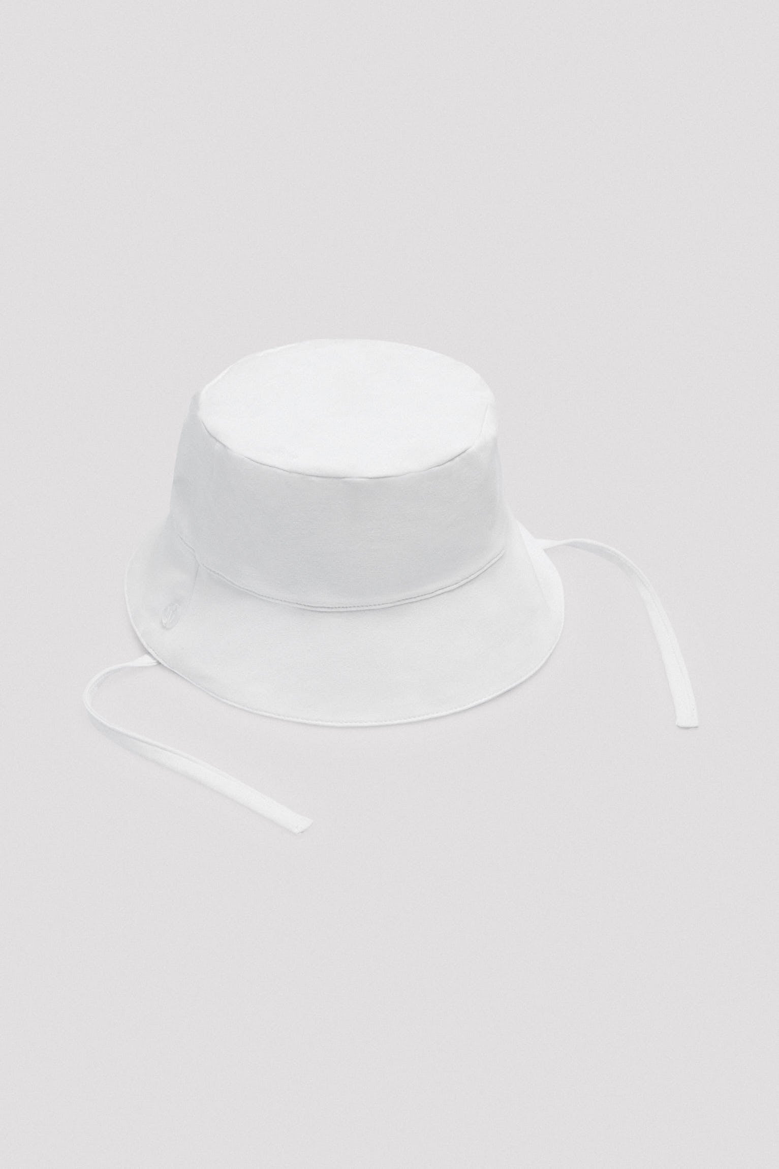 97554-1-gorro-nina-ysabel-mora-blanco