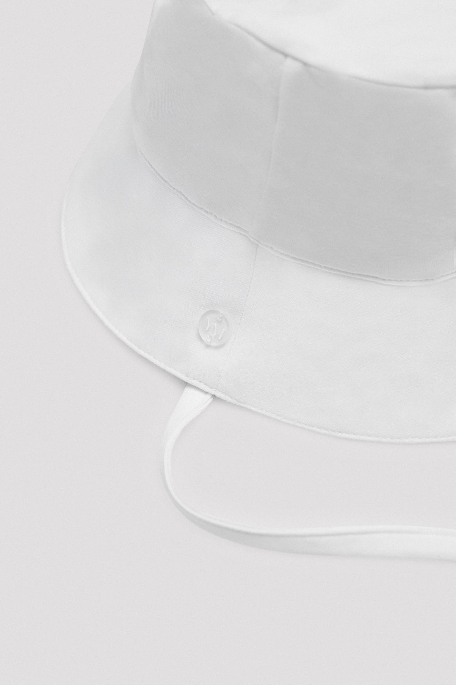 97554-2-gorro-nina-ysabel-mora-blanco