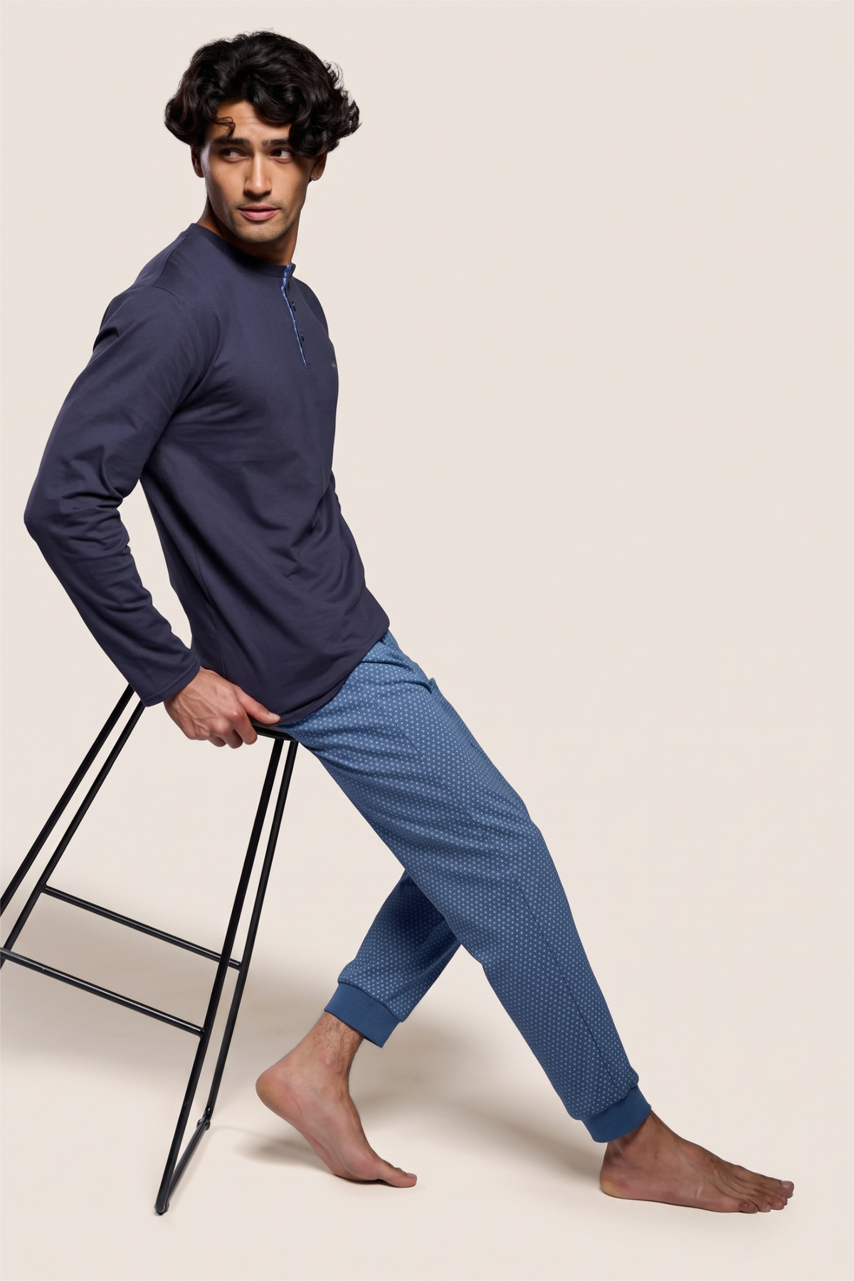 Pyjama long homme coton style chemise col henley imprimé