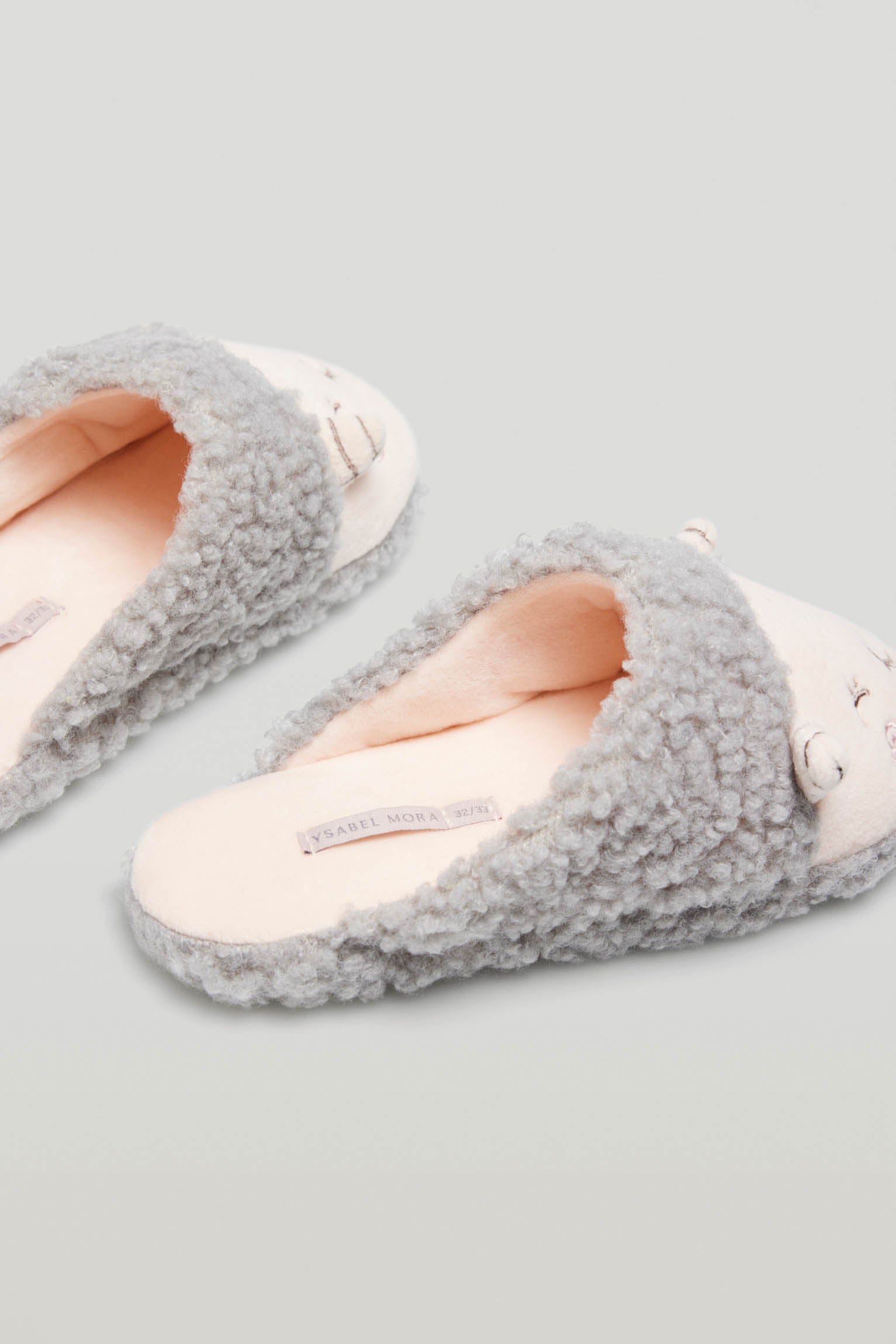 Zapatillas de casa pelo rizado - Ysabel Mora