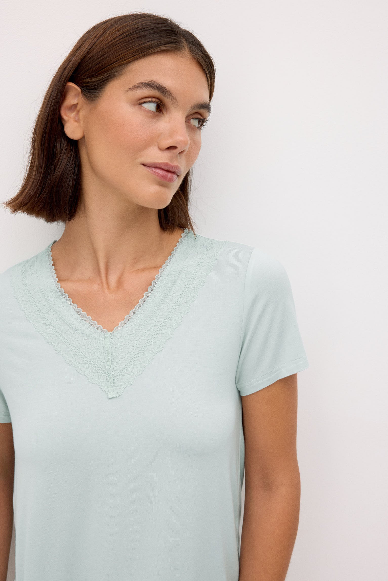 10823-4-pijama-ligero-camiseta-manga-corta-pantalon-corto-verde-paula-echevarria