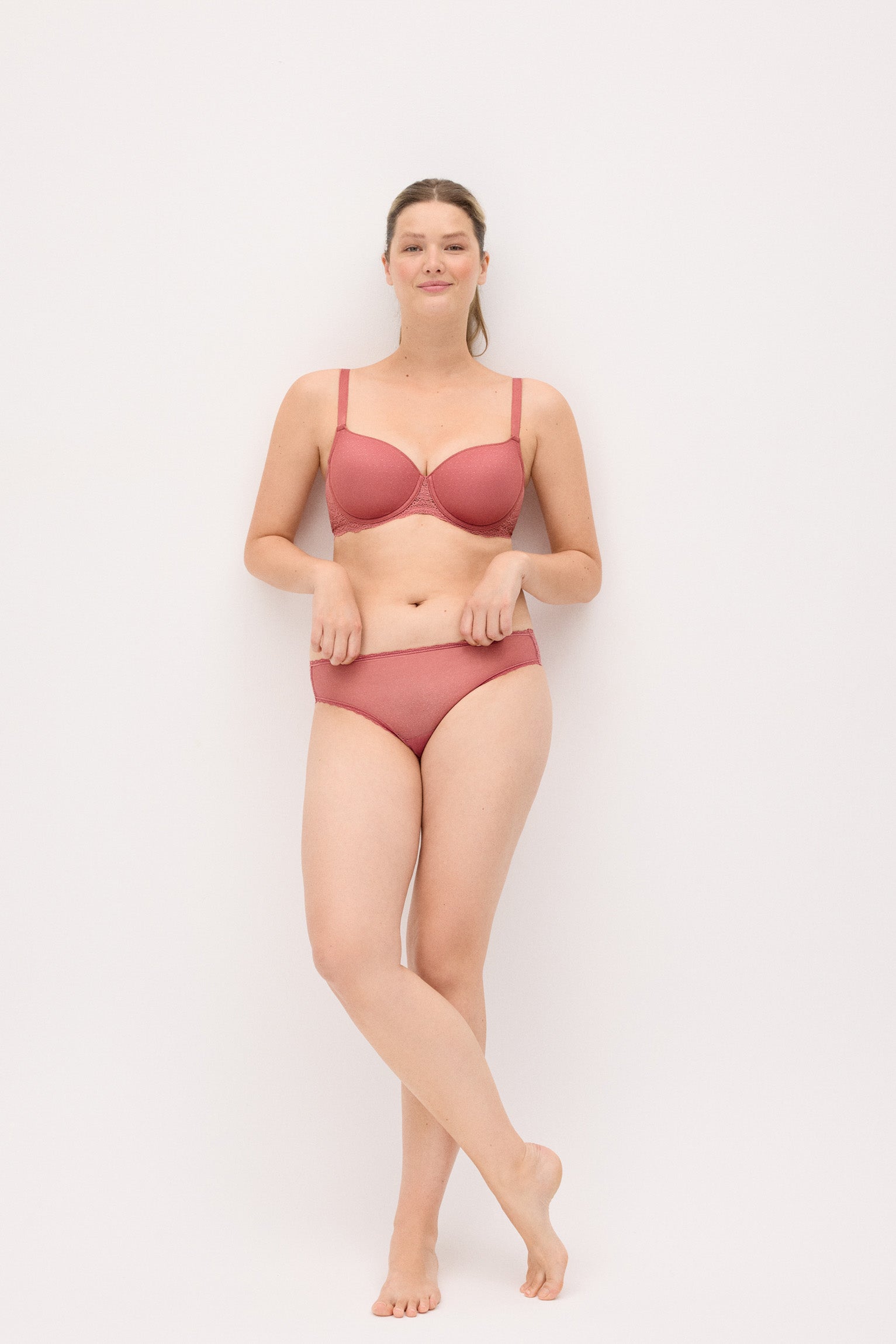 Sujetador capacidad con aro con relleno plumeti rosa - Ysabel Mora