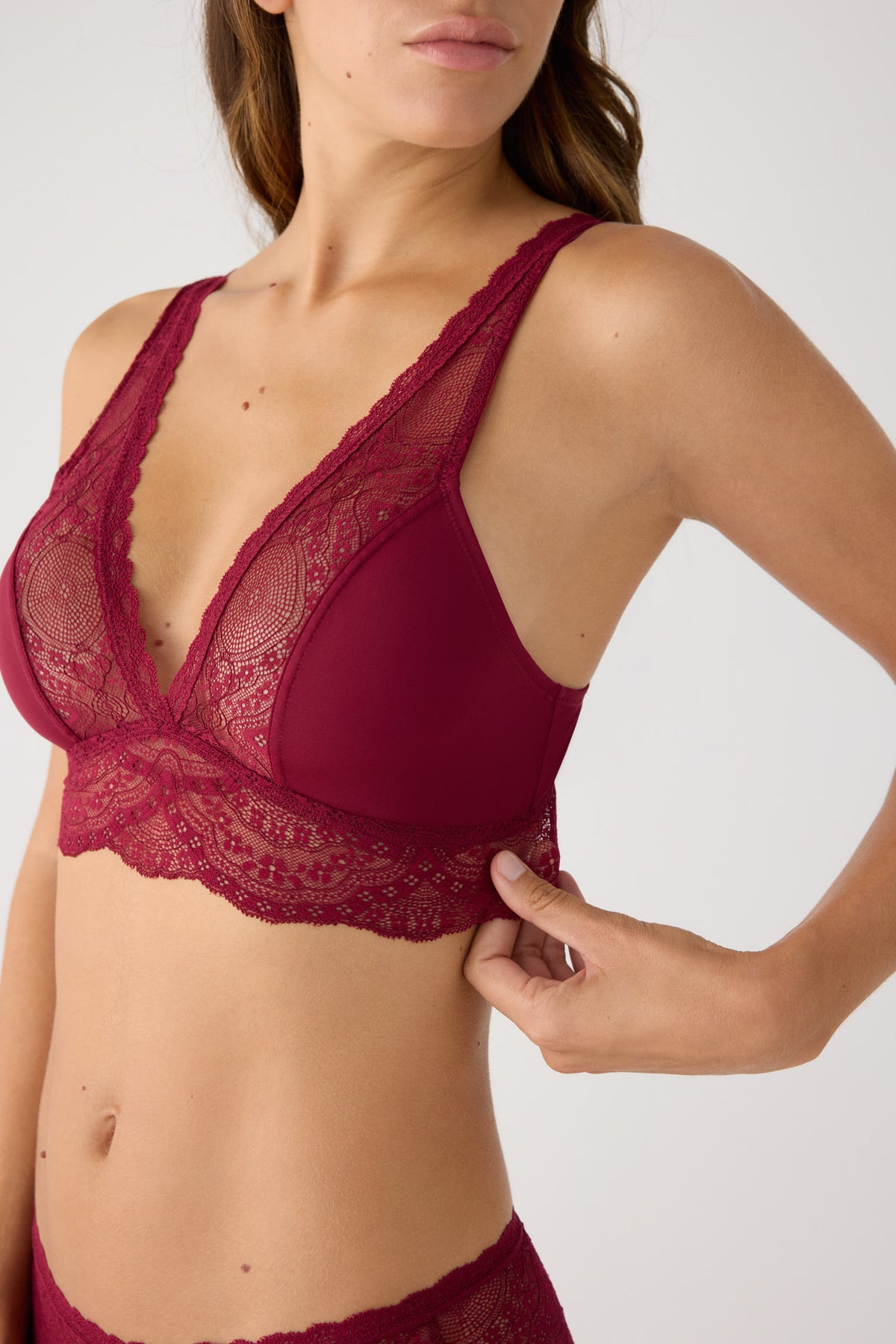 Bralette bordeaux en dentelle | Paula Echevarria Limited Edition