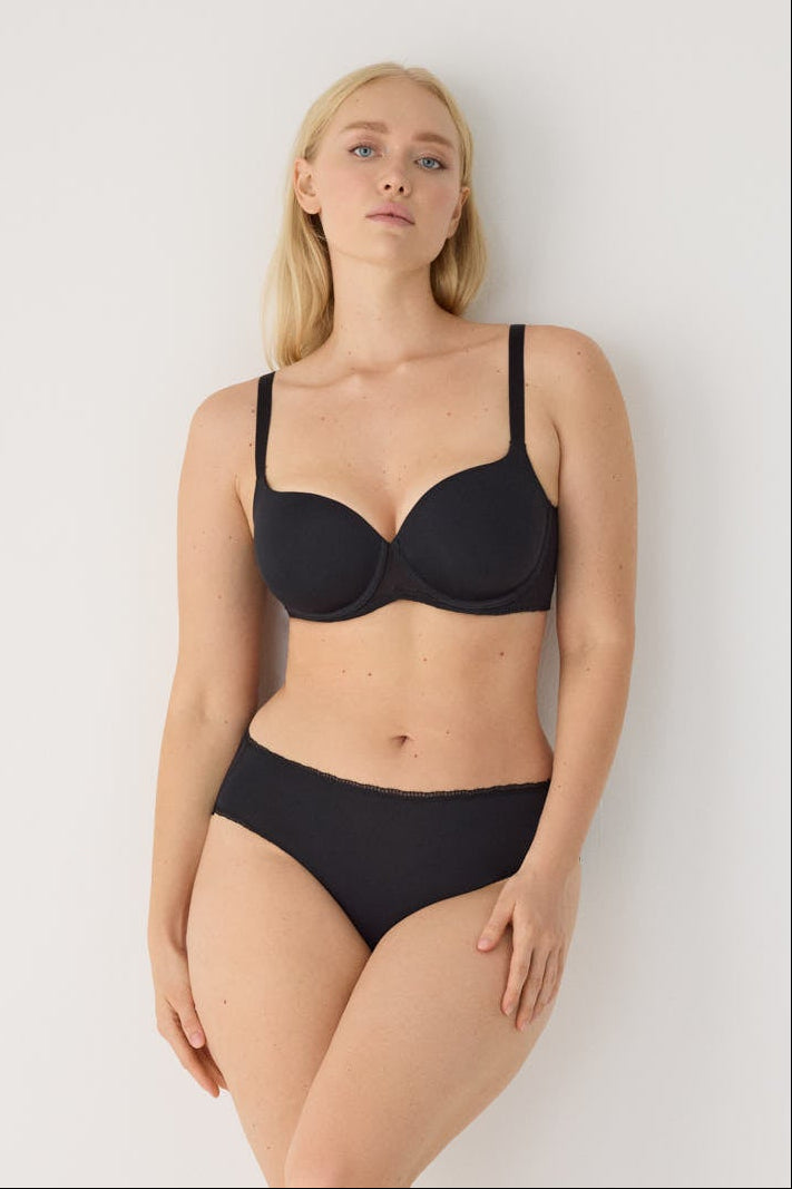 Soutien-gorge emboîtant noir à armatures rembourré avec tour texturé