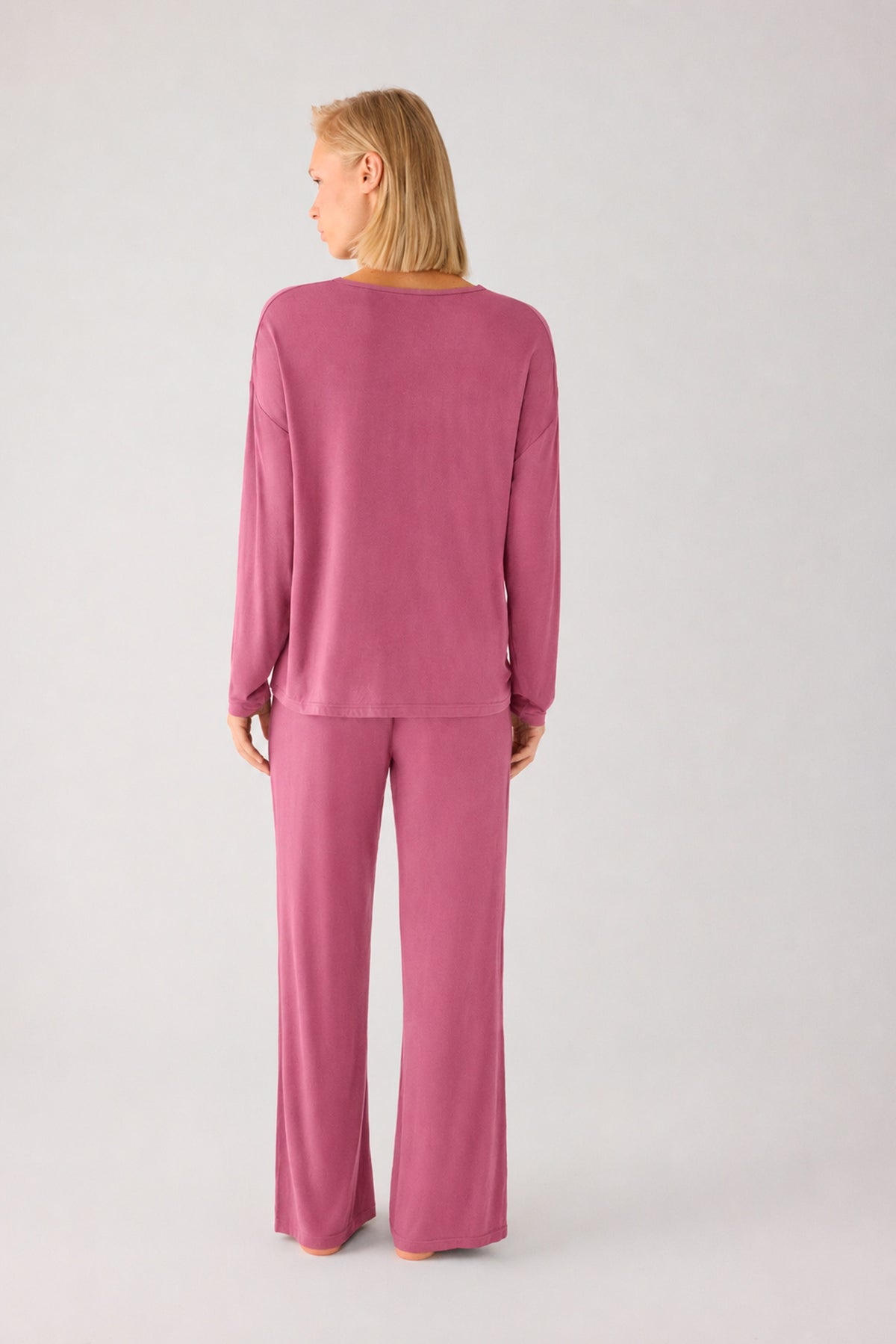 Pyjama long femme léger et doux avec pantalon large rose