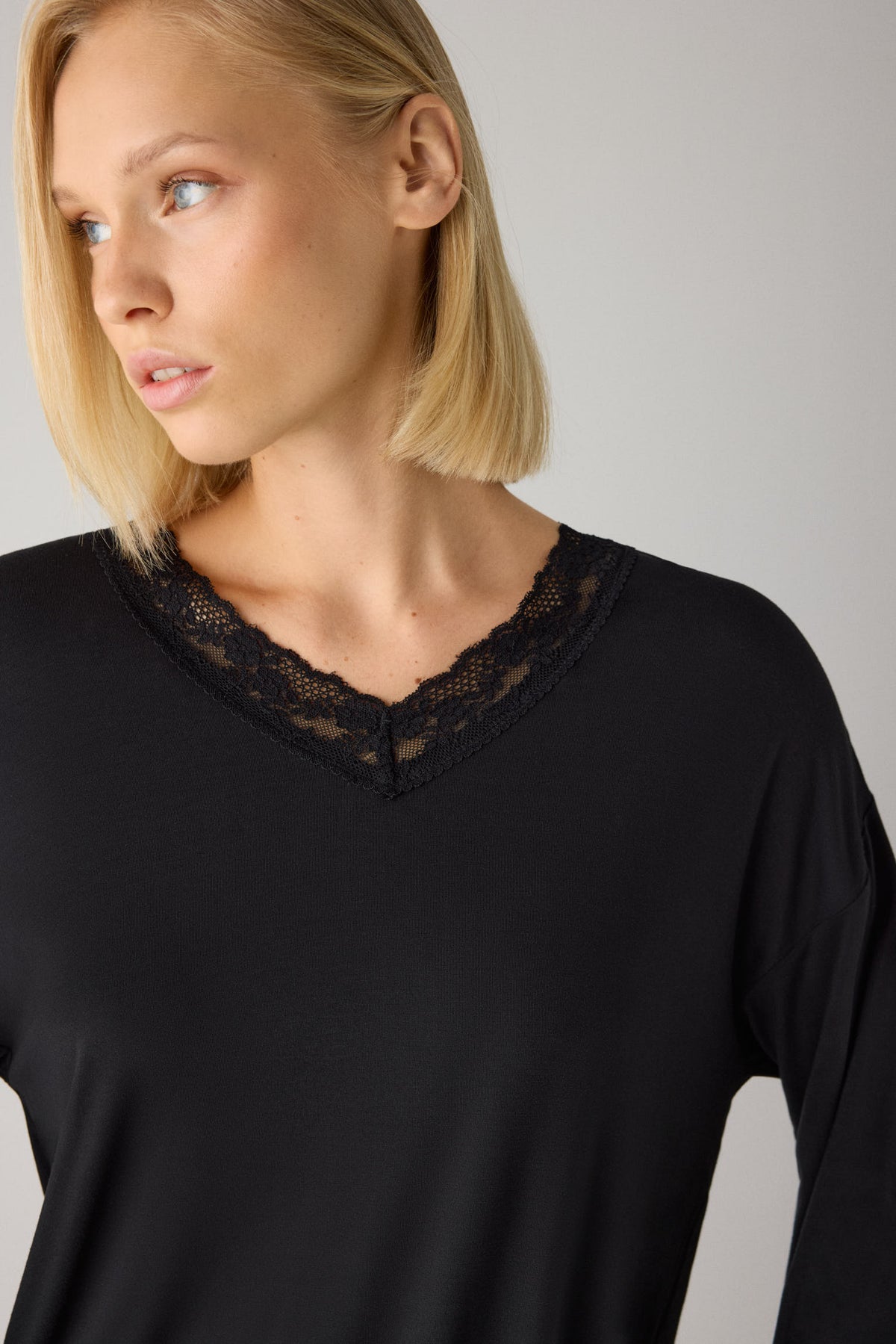 Pyjama long femme léger et doux avec pantalon large noir