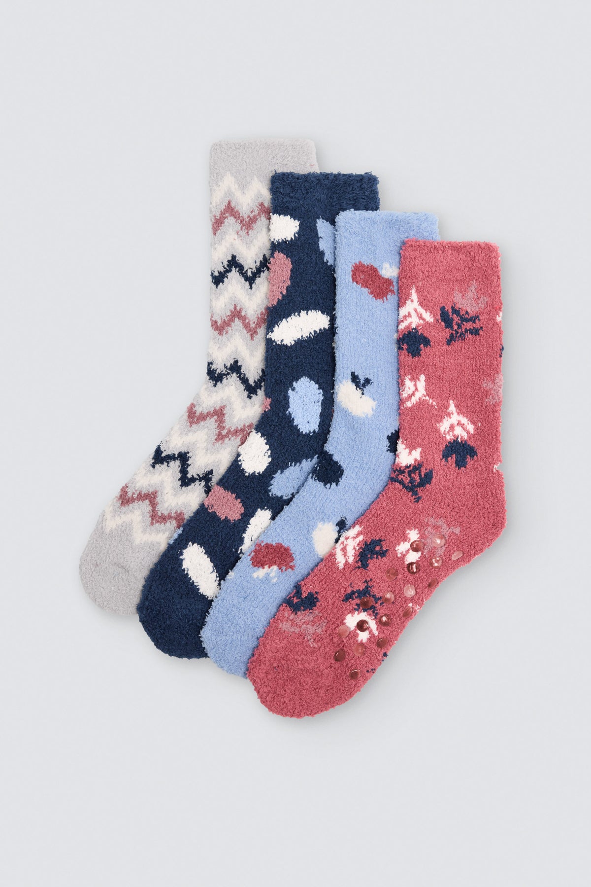 12129-pack-de-4-calcetines-mujer-de-franela-antideslizantes-estampados-surtido