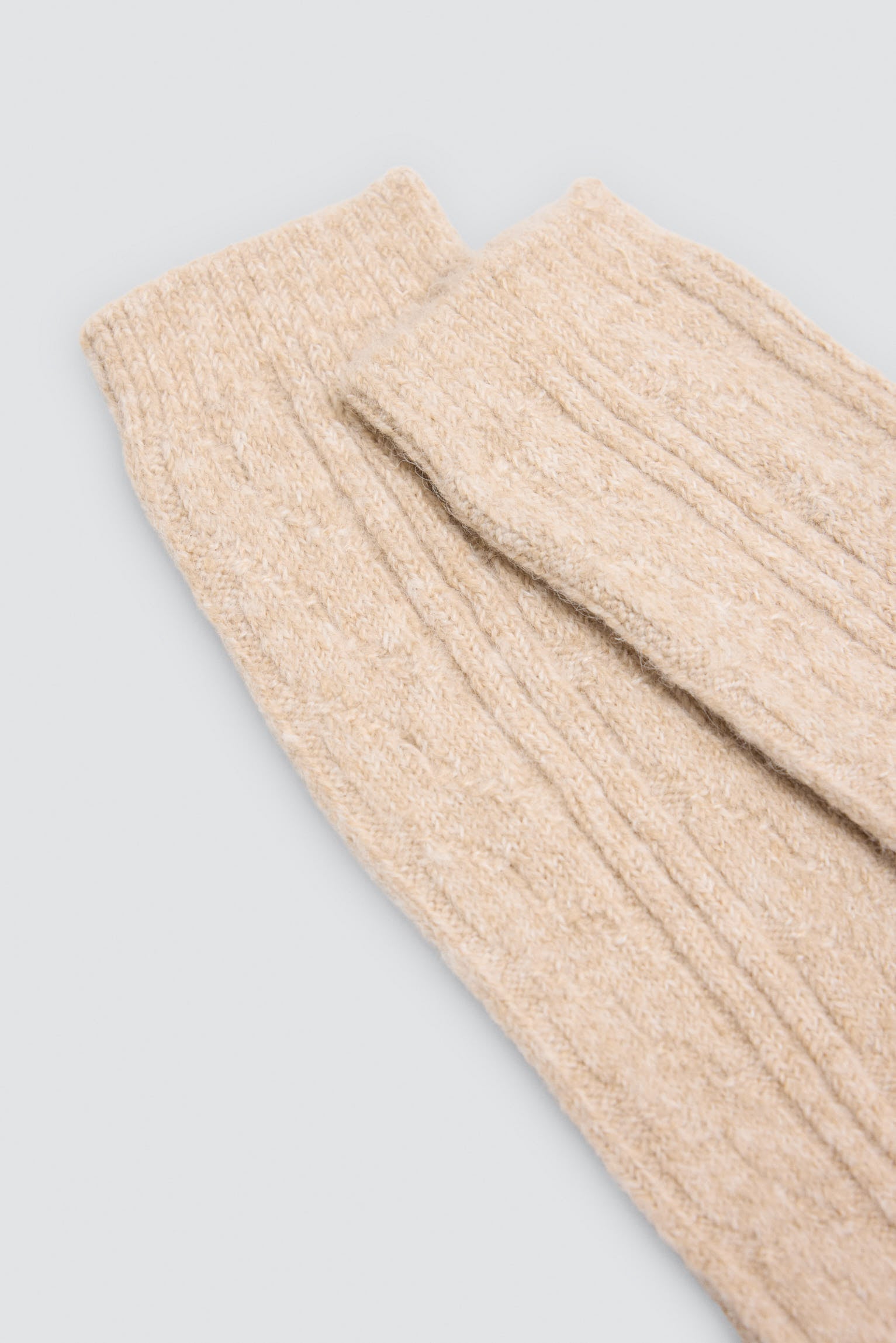 12139-calcetines-mujer-extra-largos-beige