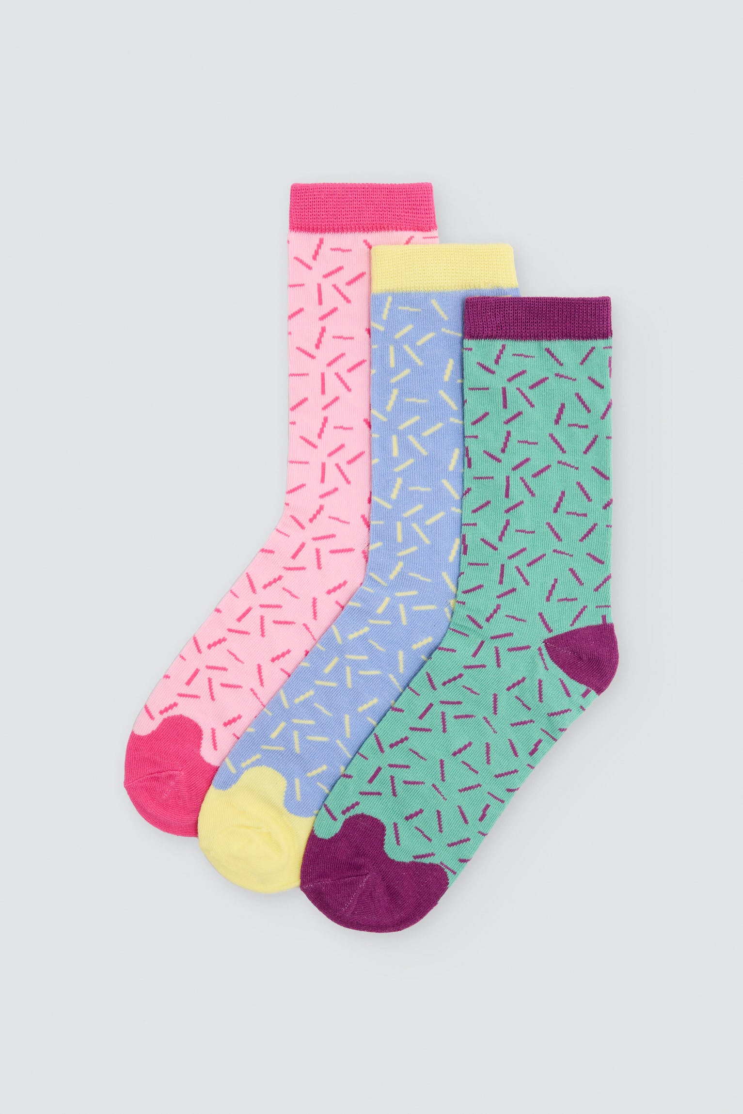 Coffret cadeau de 3 chaussettes donuts multicolores