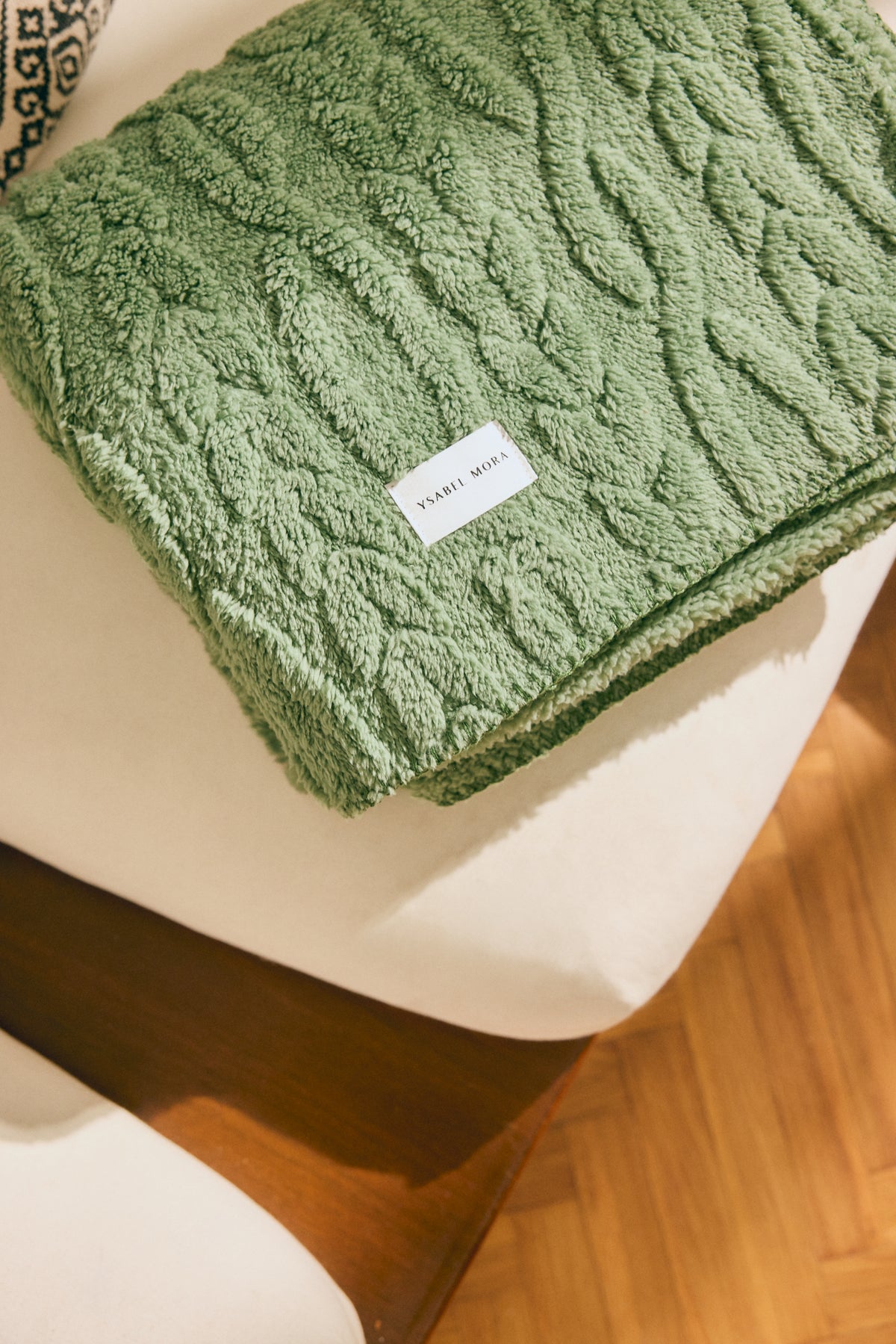 Plaid texturé vert effet mouton