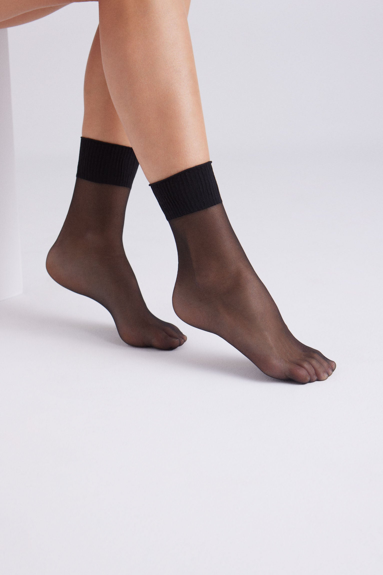 18126 1 calcetin tobillero 6 den - Negro