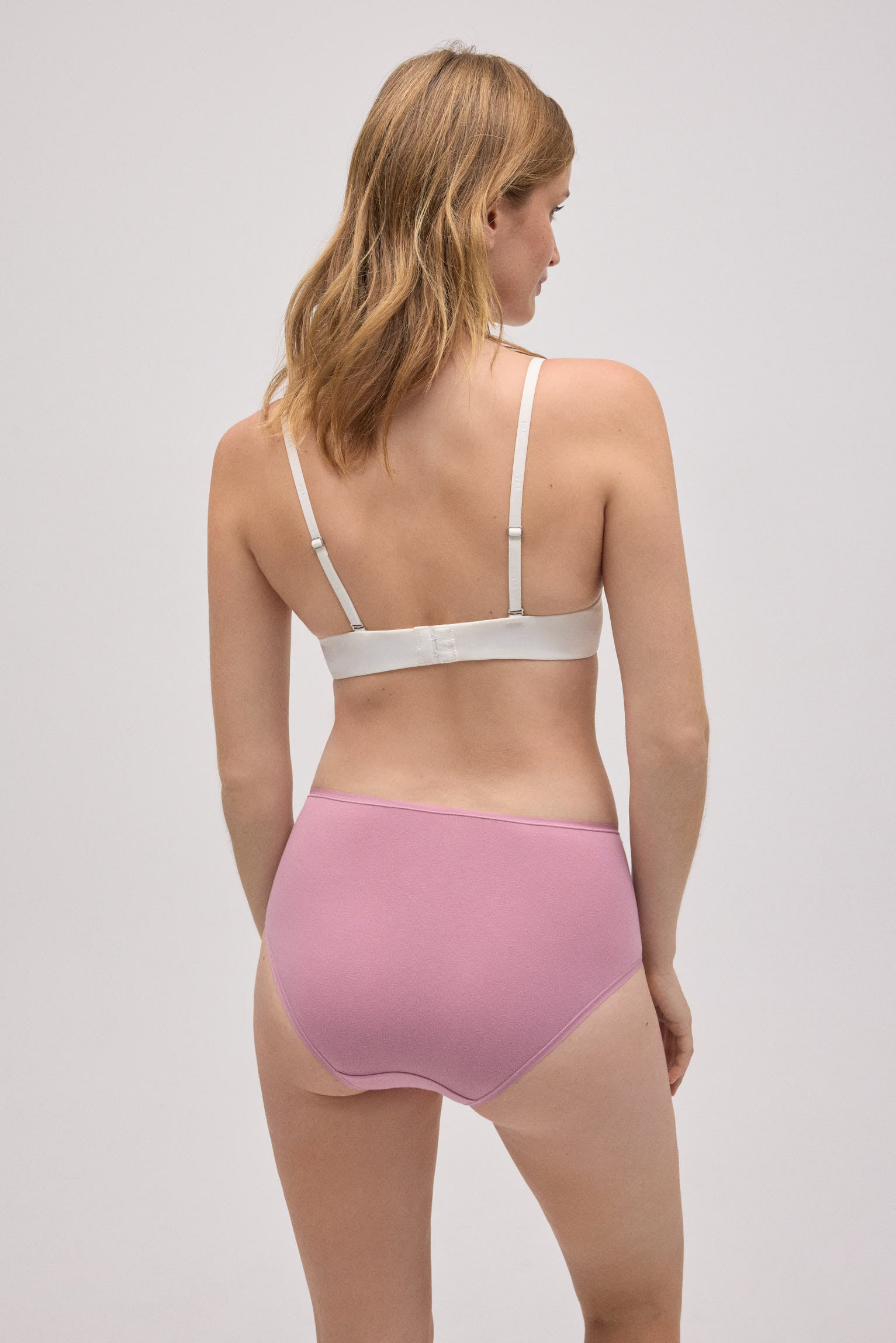 Lot de 4 culottes taille haute basiques en coton