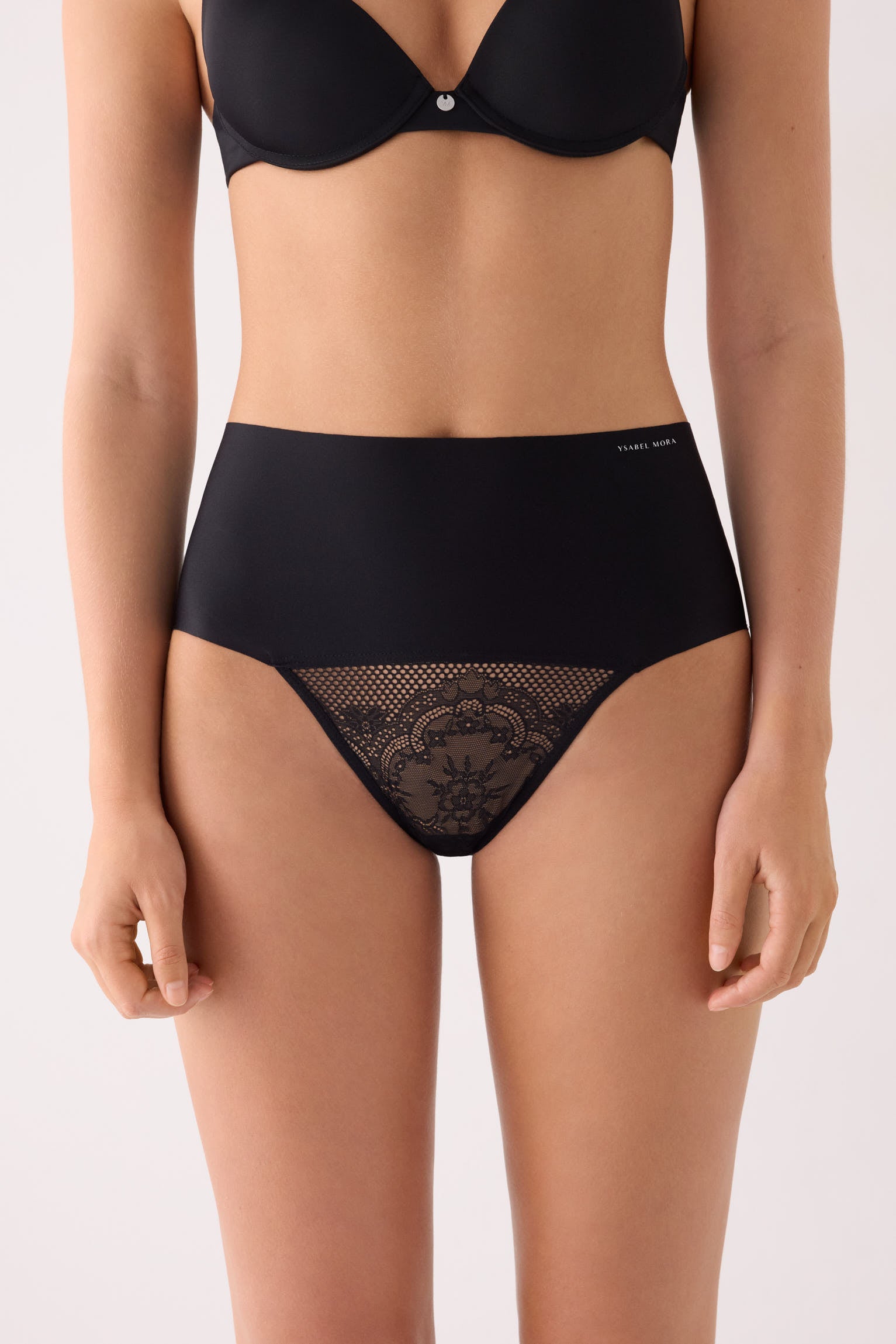 PRÉCOMMANDE Culotte haute découpe laser noir