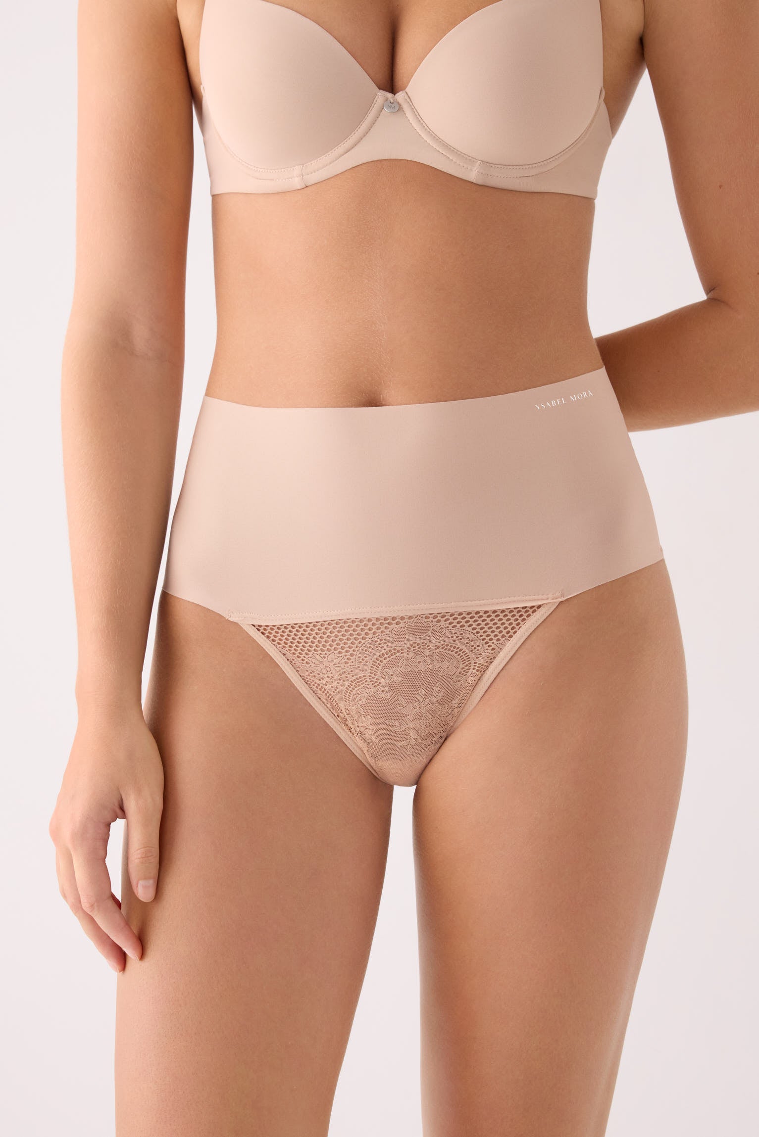 PRÉCOMMANDE Culotte haute découpe laser nude