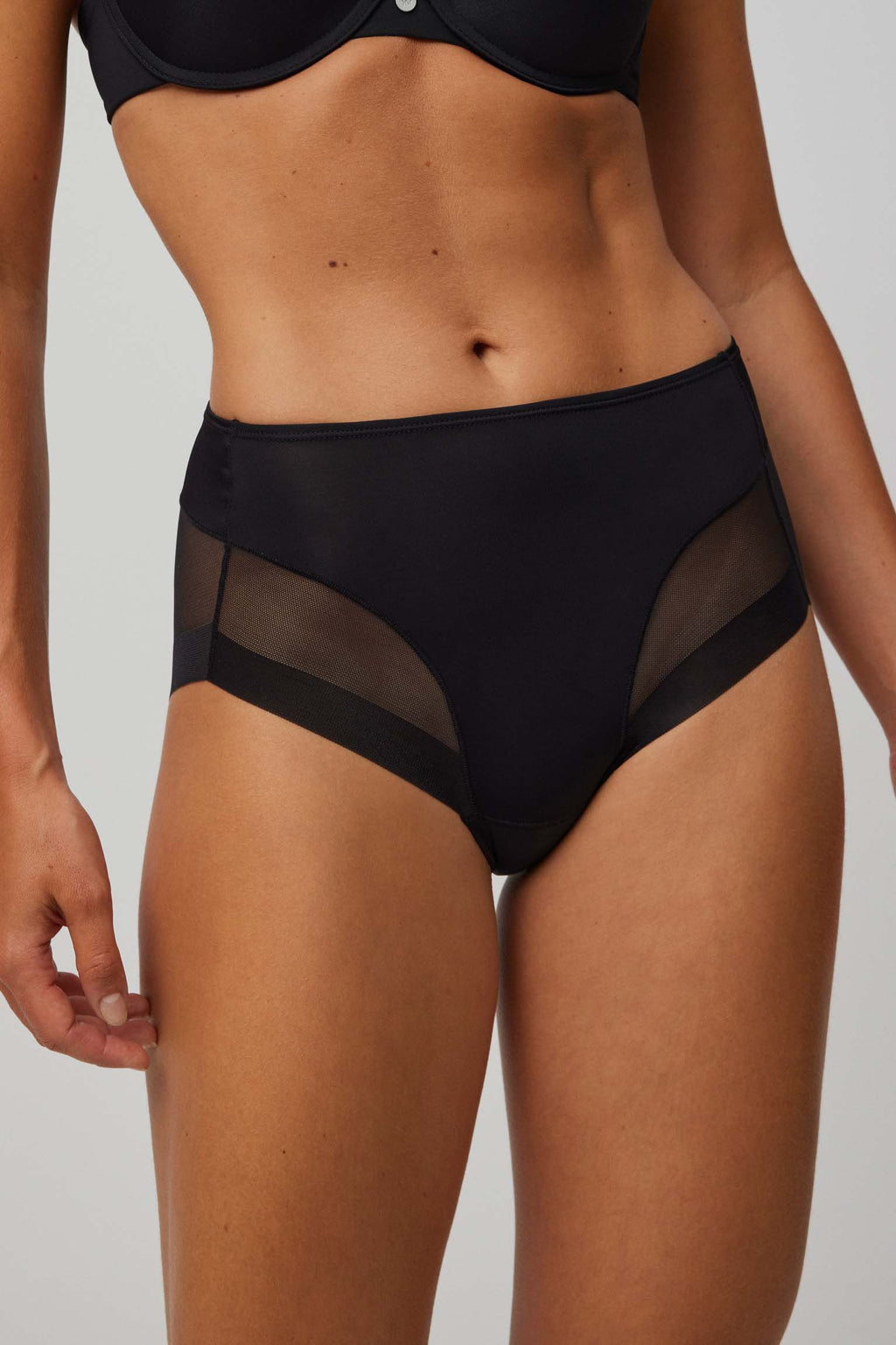 Collant Sheer Breeze By Gildan – Taille C, 100% Nylon, Renforcé Au Bout – Noir, Neuf Avec étiquettes