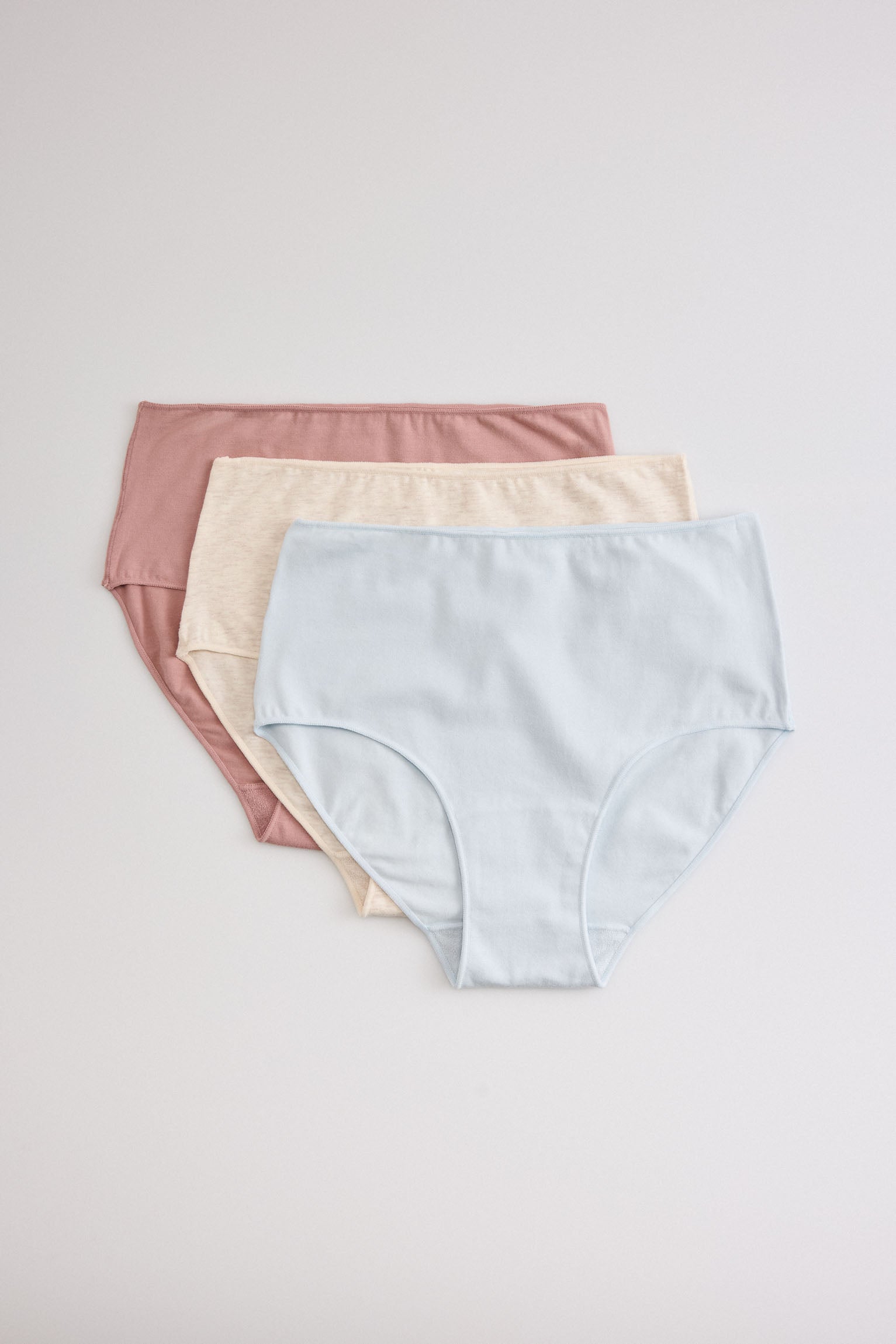 Lot de 3 culottes montantes basiques aux couleurs douces