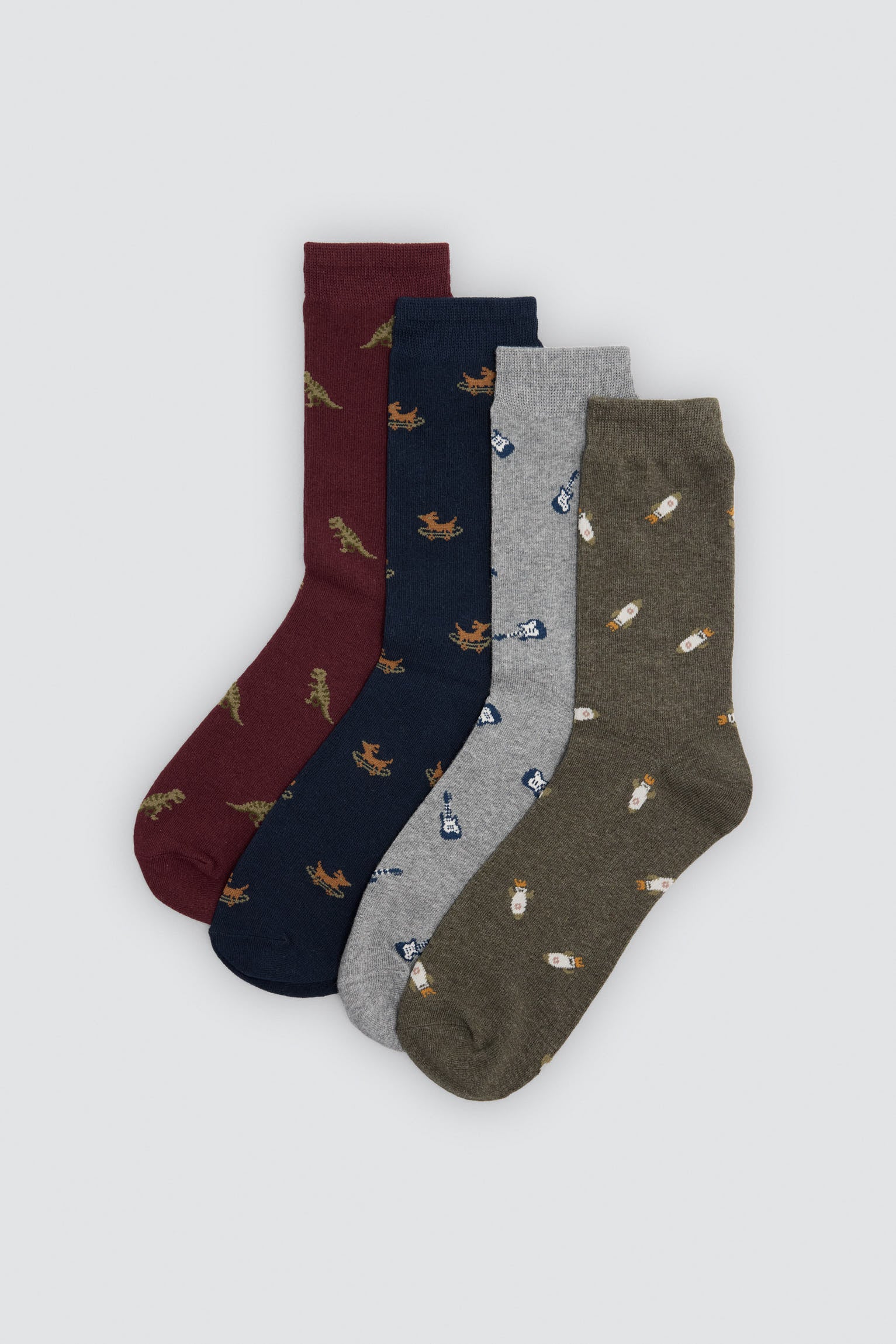 Lot de 4 chaussettes imprimé animaux, guitares et fusées