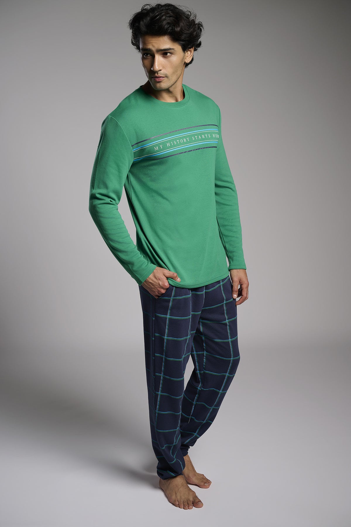 Pyjama long homme molletonné imprimé My History Starts Here