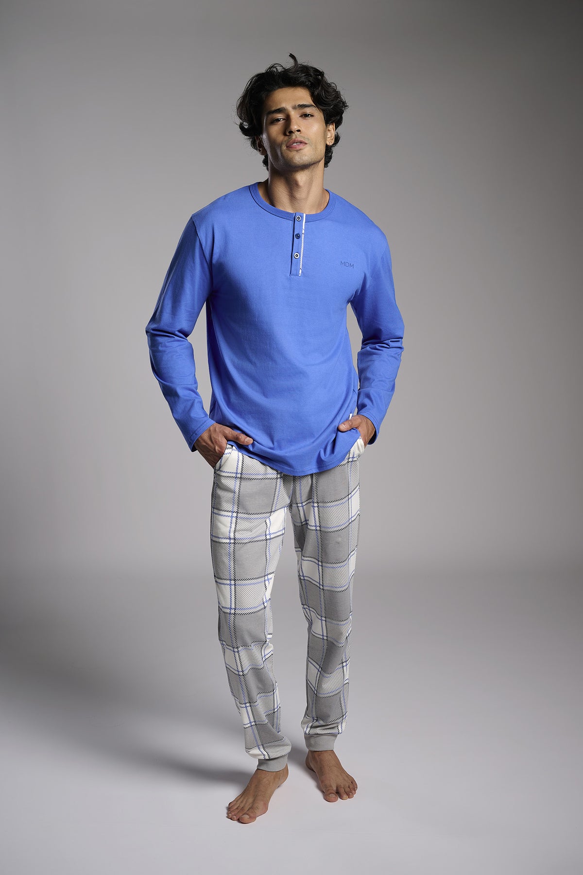 Pyjama long homme coton col henley à carreaux
