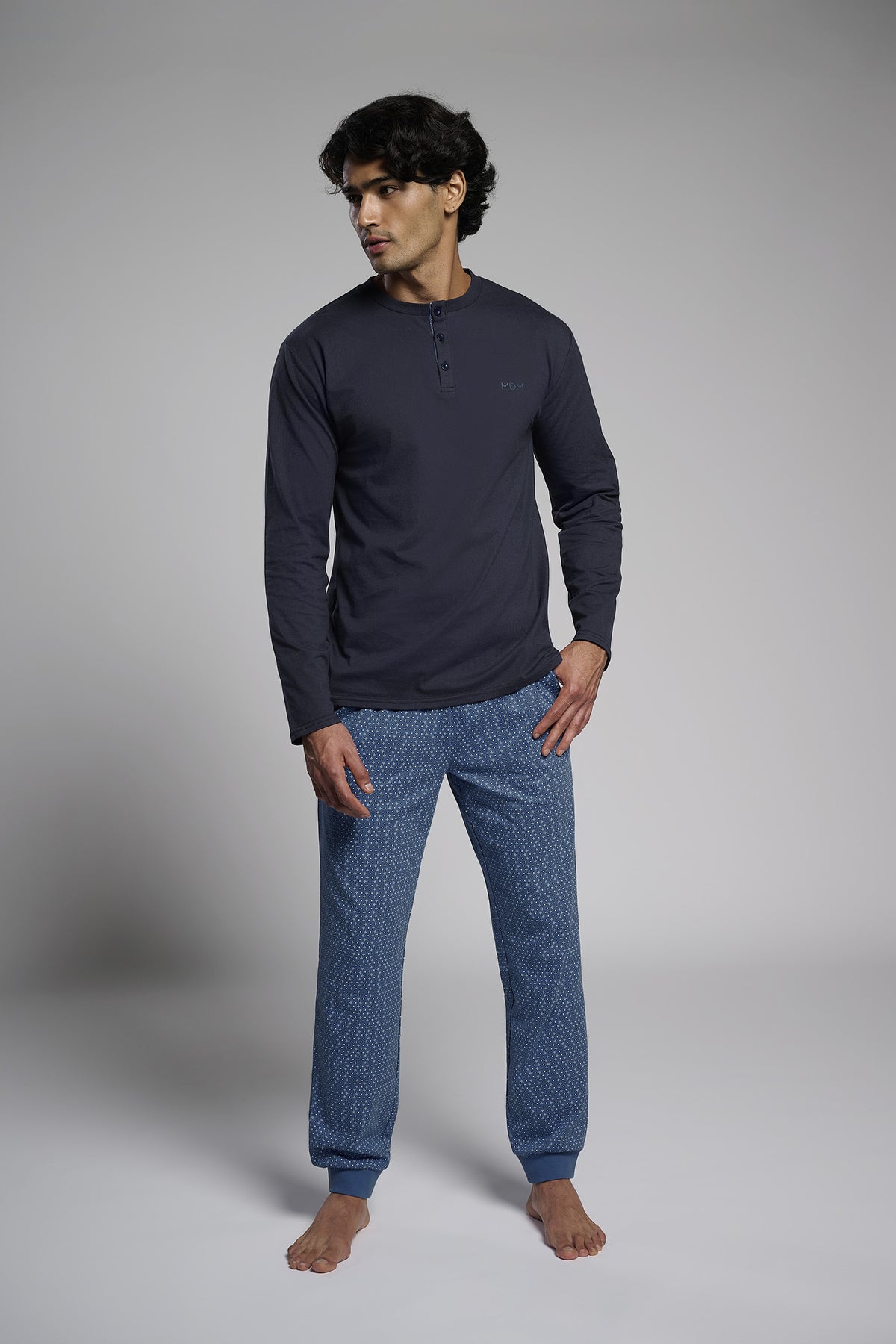 Pyjama long homme coton style chemise col henley imprimé