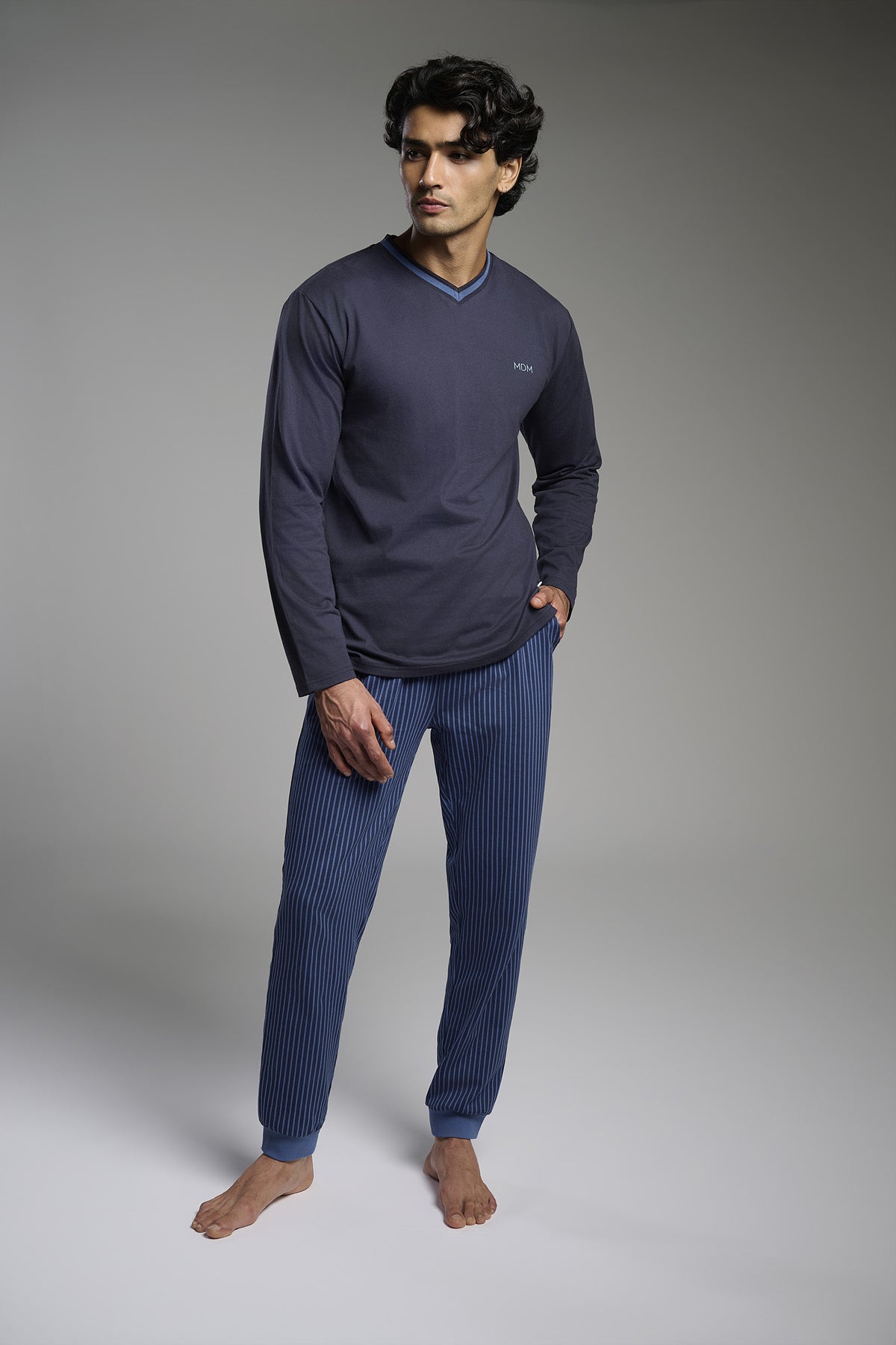 Pyjama long homme coton col V rayures verticales