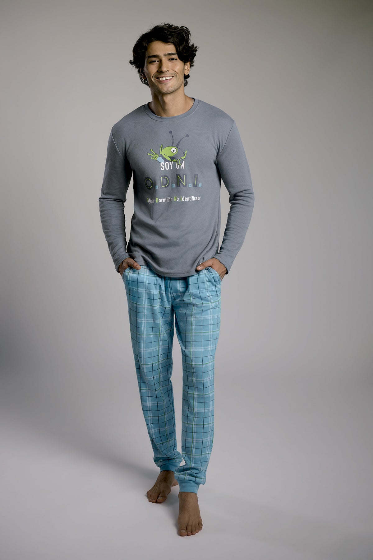 Pyjama long homme molletonné imprimé extraterrestre ODNI