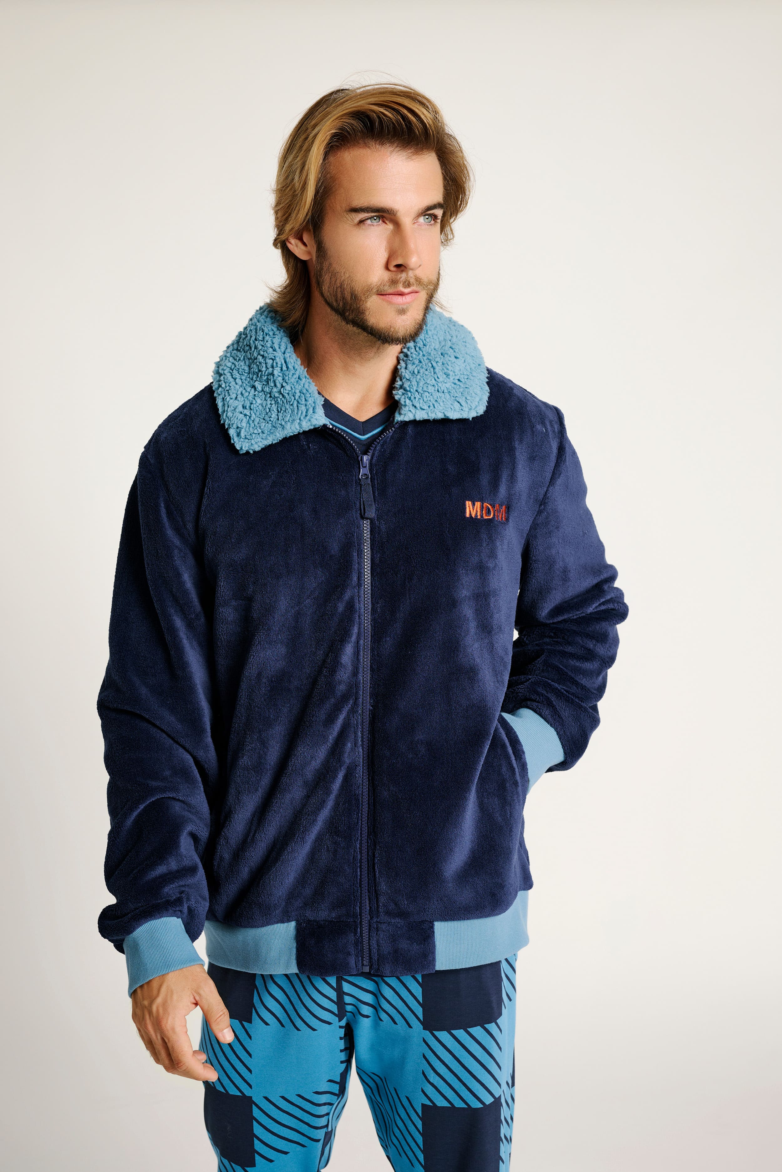 Robe zippée style veste pour homme
