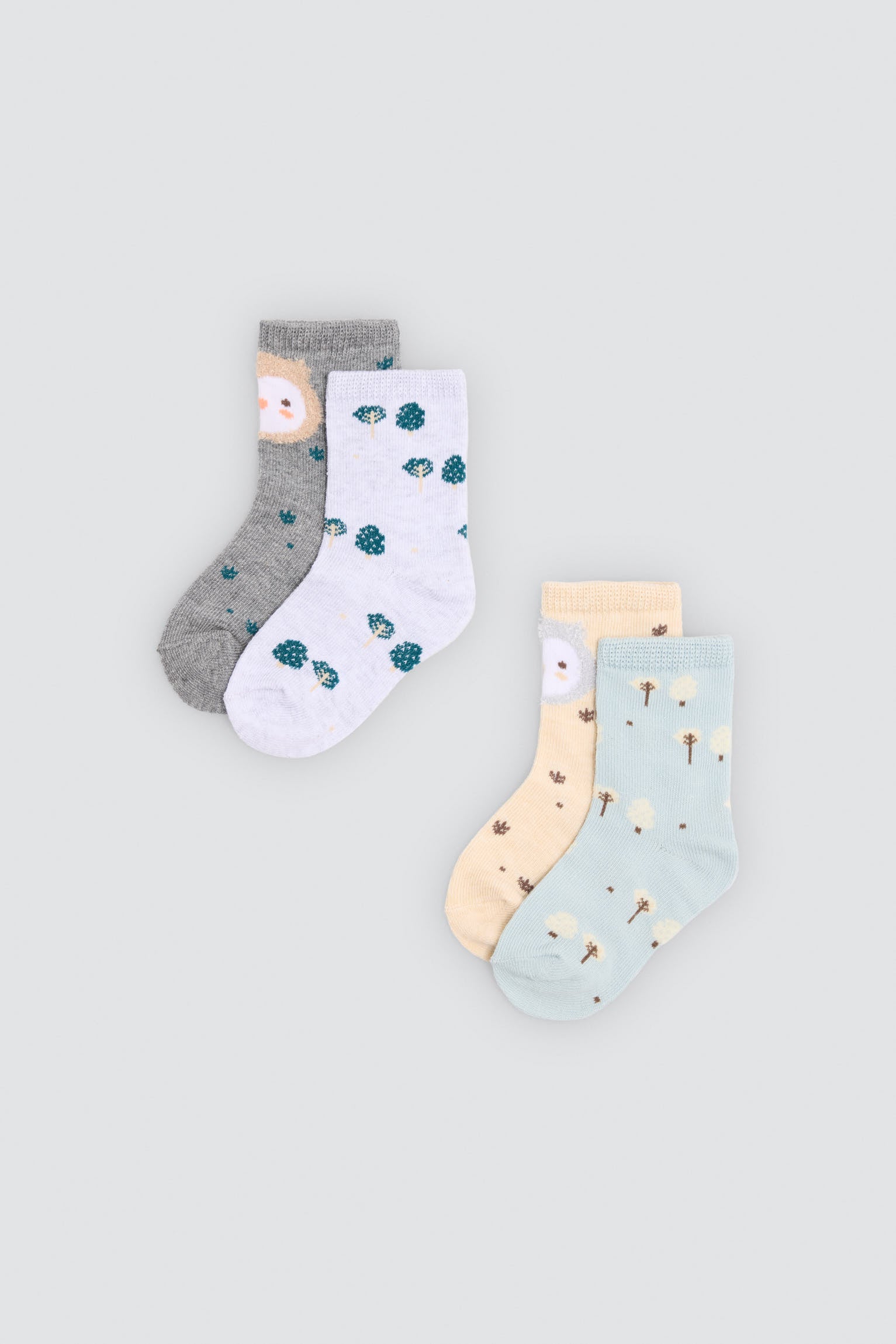 Lot de 4 chaussettes bébé imprimé hiboux et arbres
