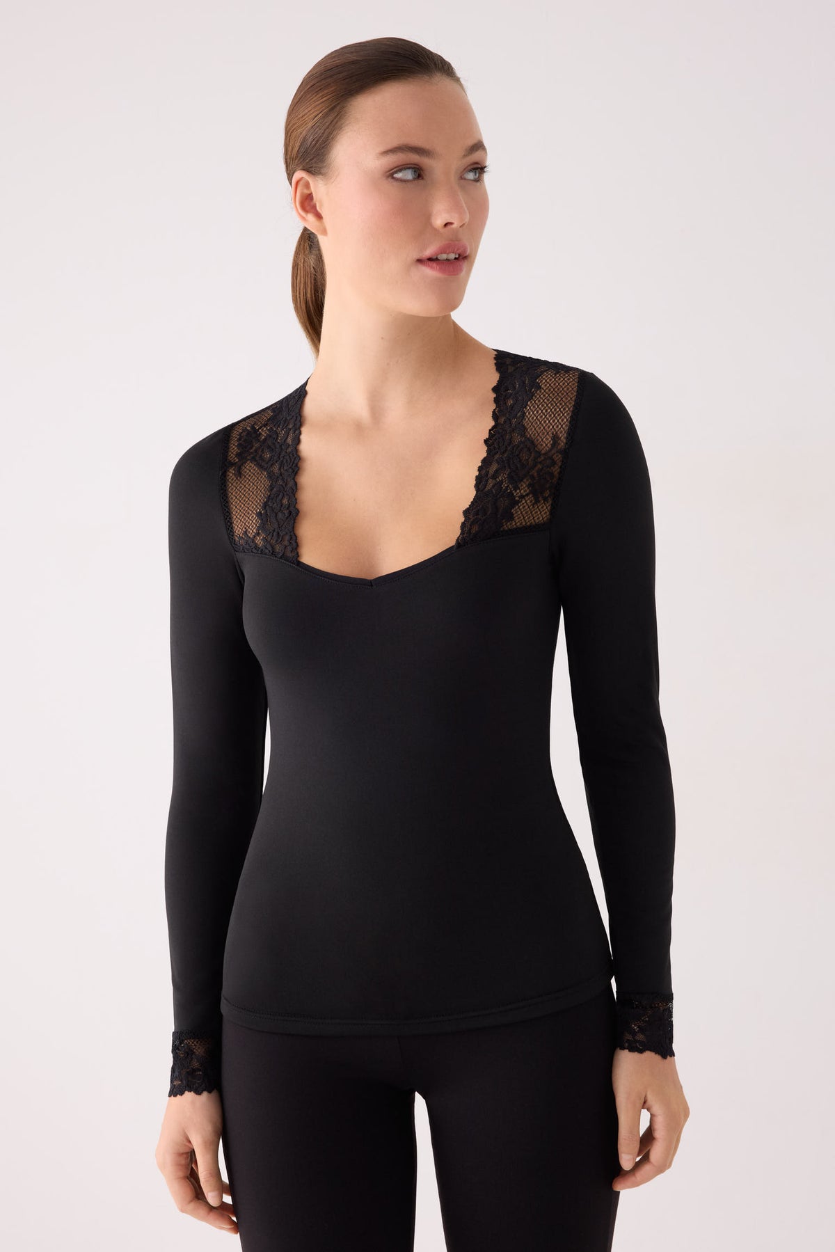 T-shirt THERMAL pour femme, manches longues, col carré, avec dentelle noire