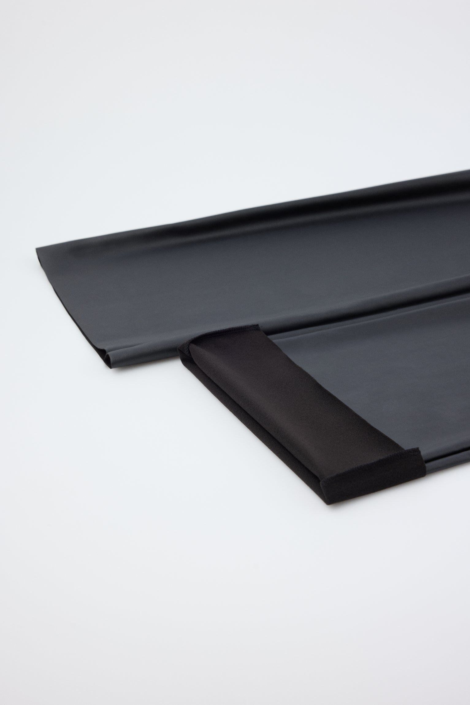 Legging évasé effet cuir noir avec contrôle abdominal