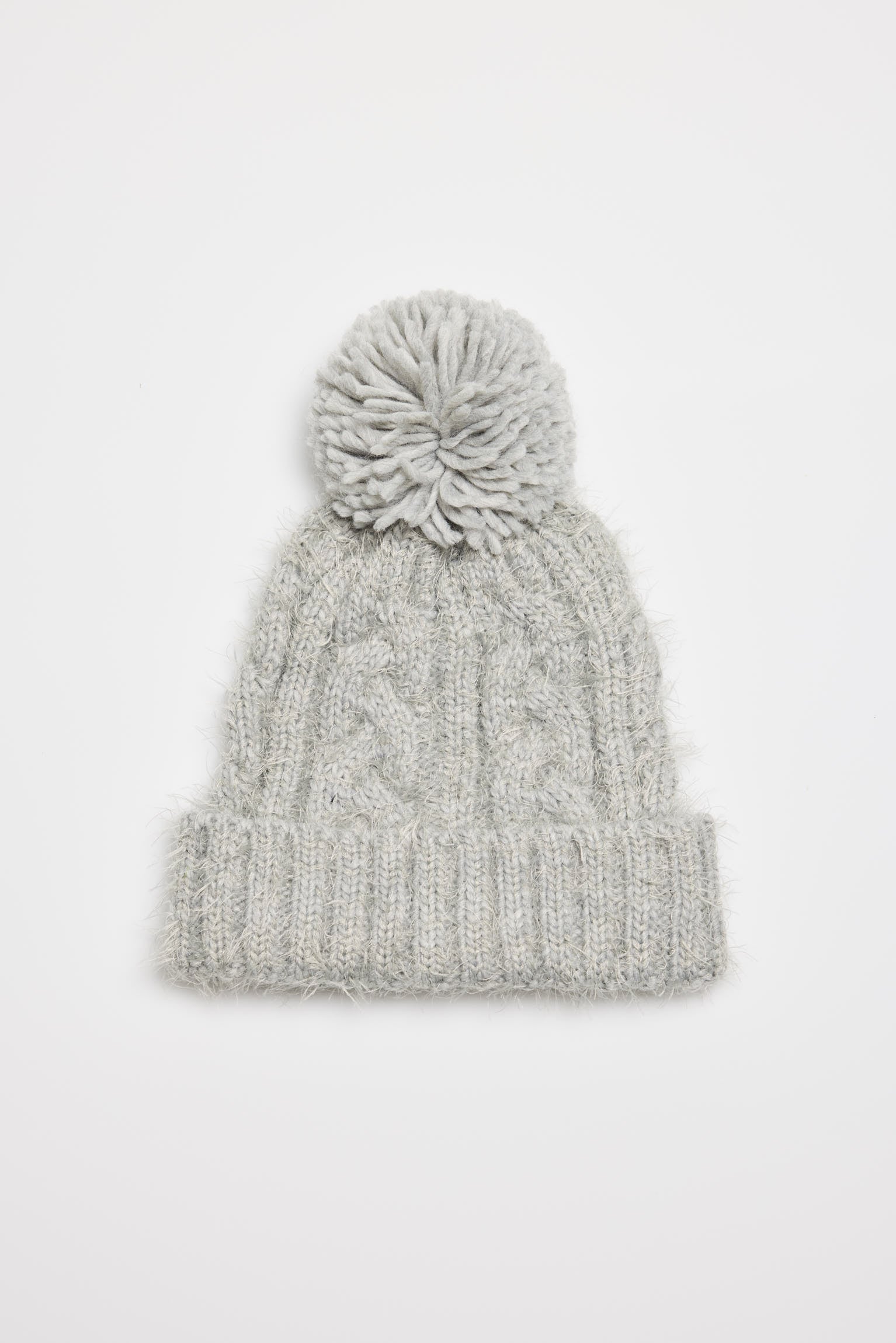 70654-3-gorro-pompon-mujer-ysabel-mora - Gris