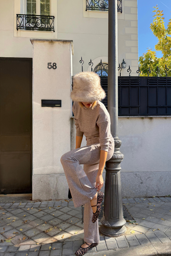 Look en maille côtelée marron @teresamora6