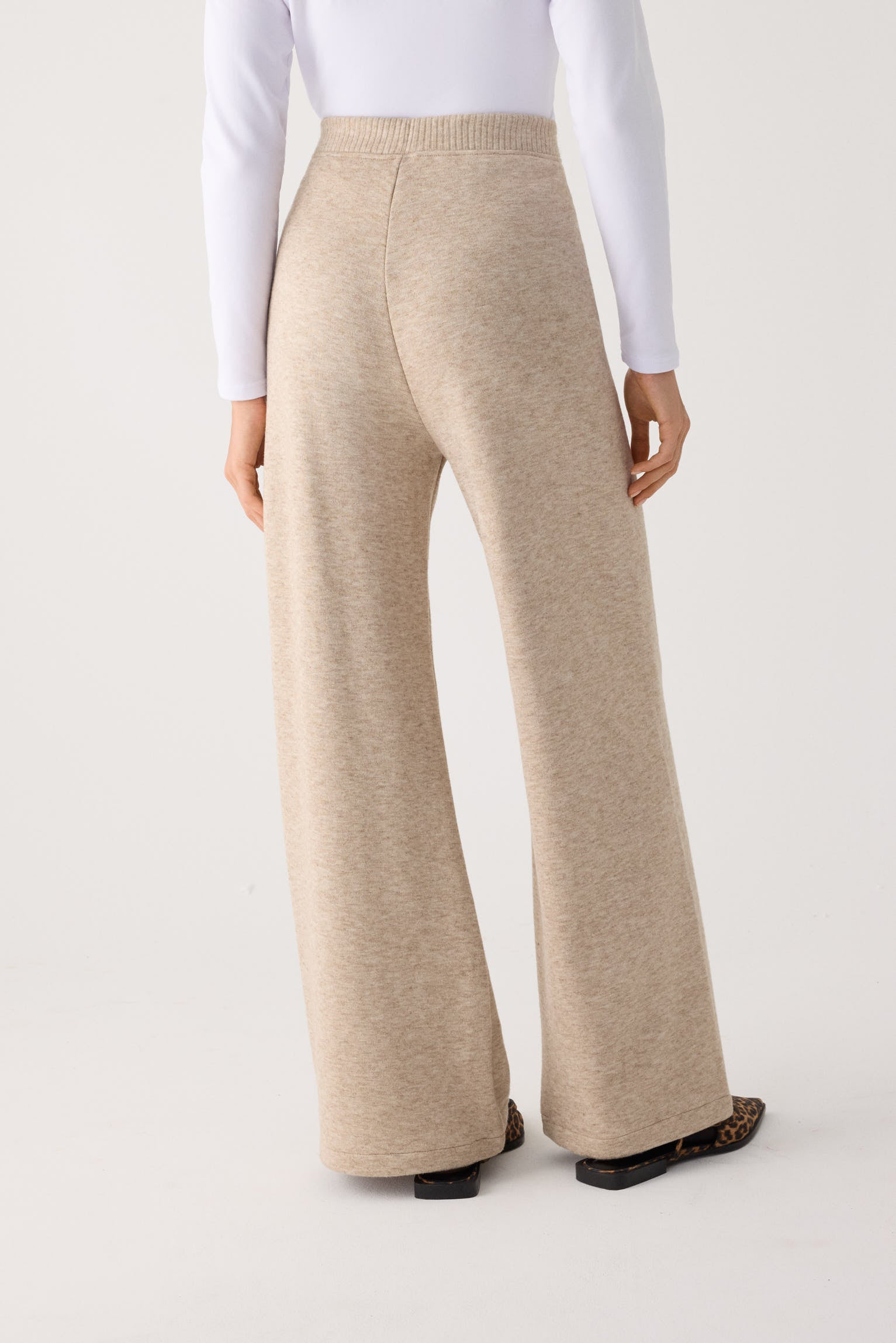 70727-melange-beige-pantalones-comodos-anchos-calidos-tiro-alto-beige