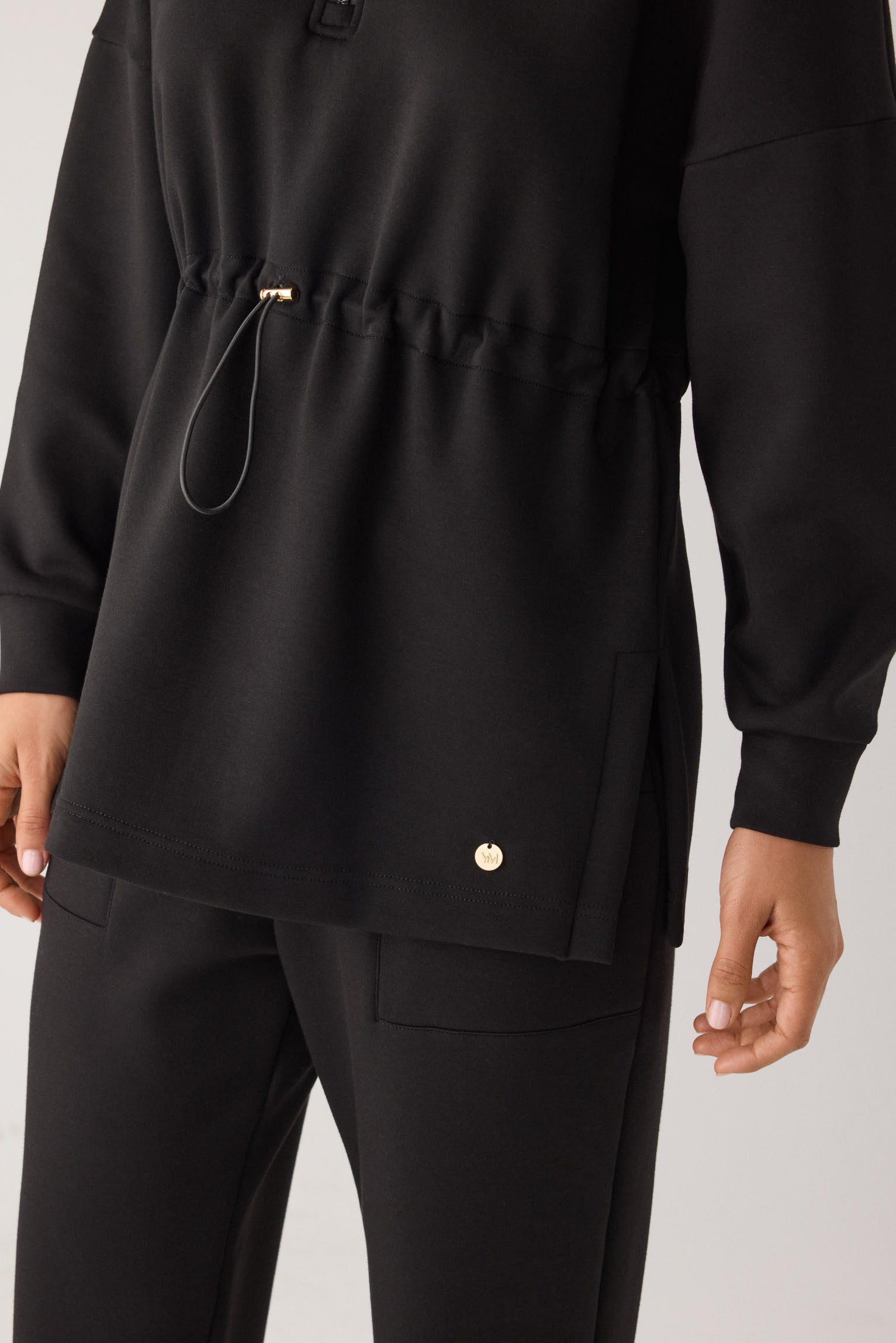 70741-black-jersey-comodo-afelpado-cremallera-cintura-ajustable-negro
