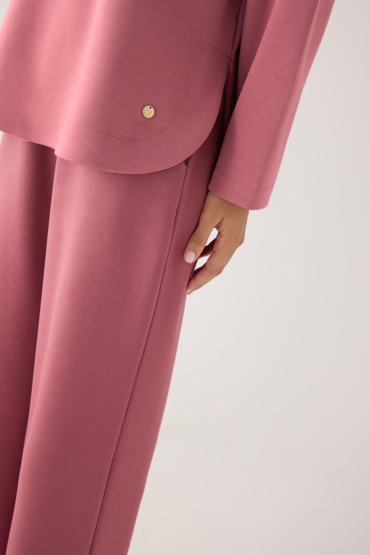 70743-nocturne-rose-pantalones-comodos-rectos-afelpados-tiro-alto-cintura-ajustable-rosa