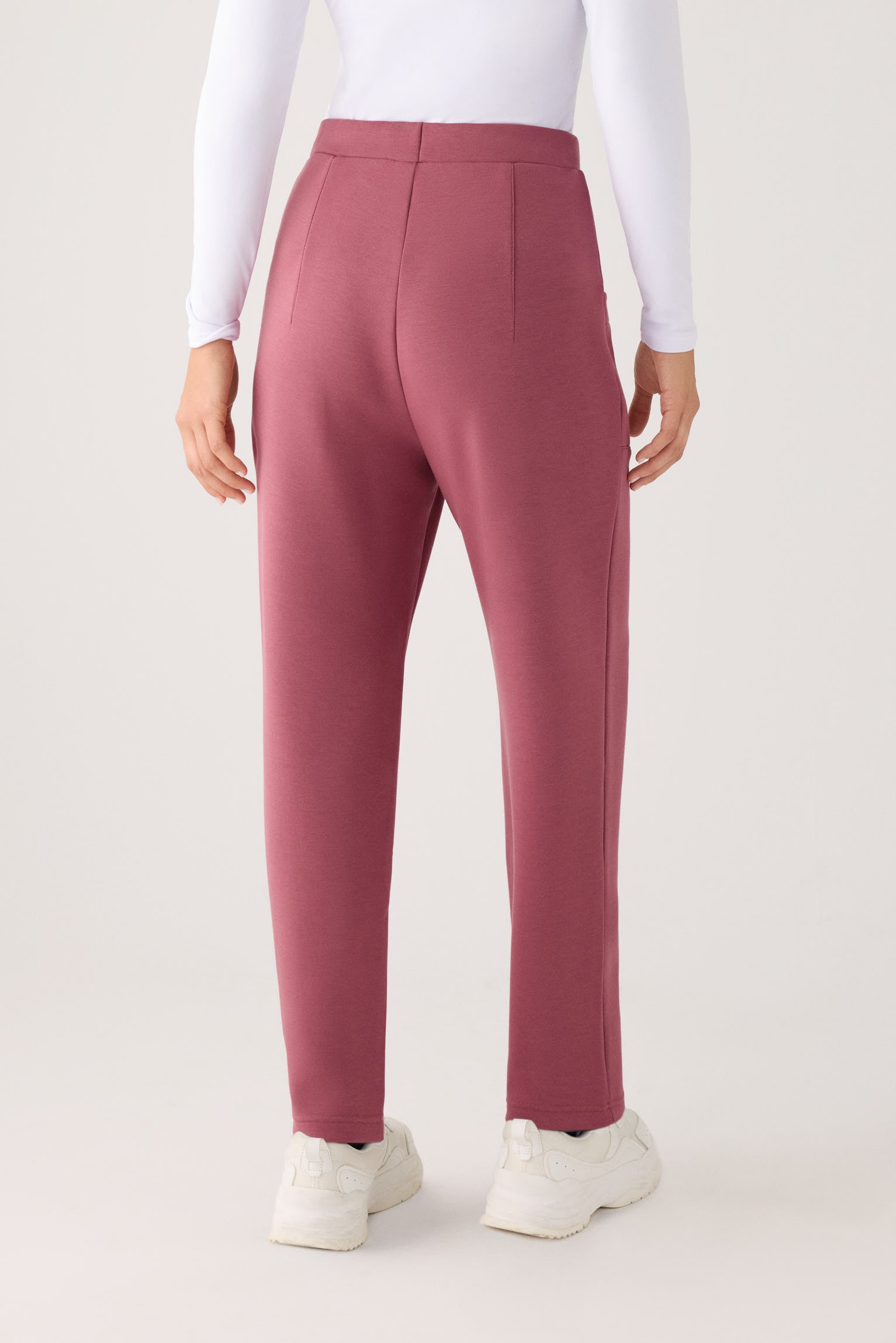 70744-nocturne-rose-pantalones-comodos-slim-afelpados-tiro-alto-bolsillos-rosa
