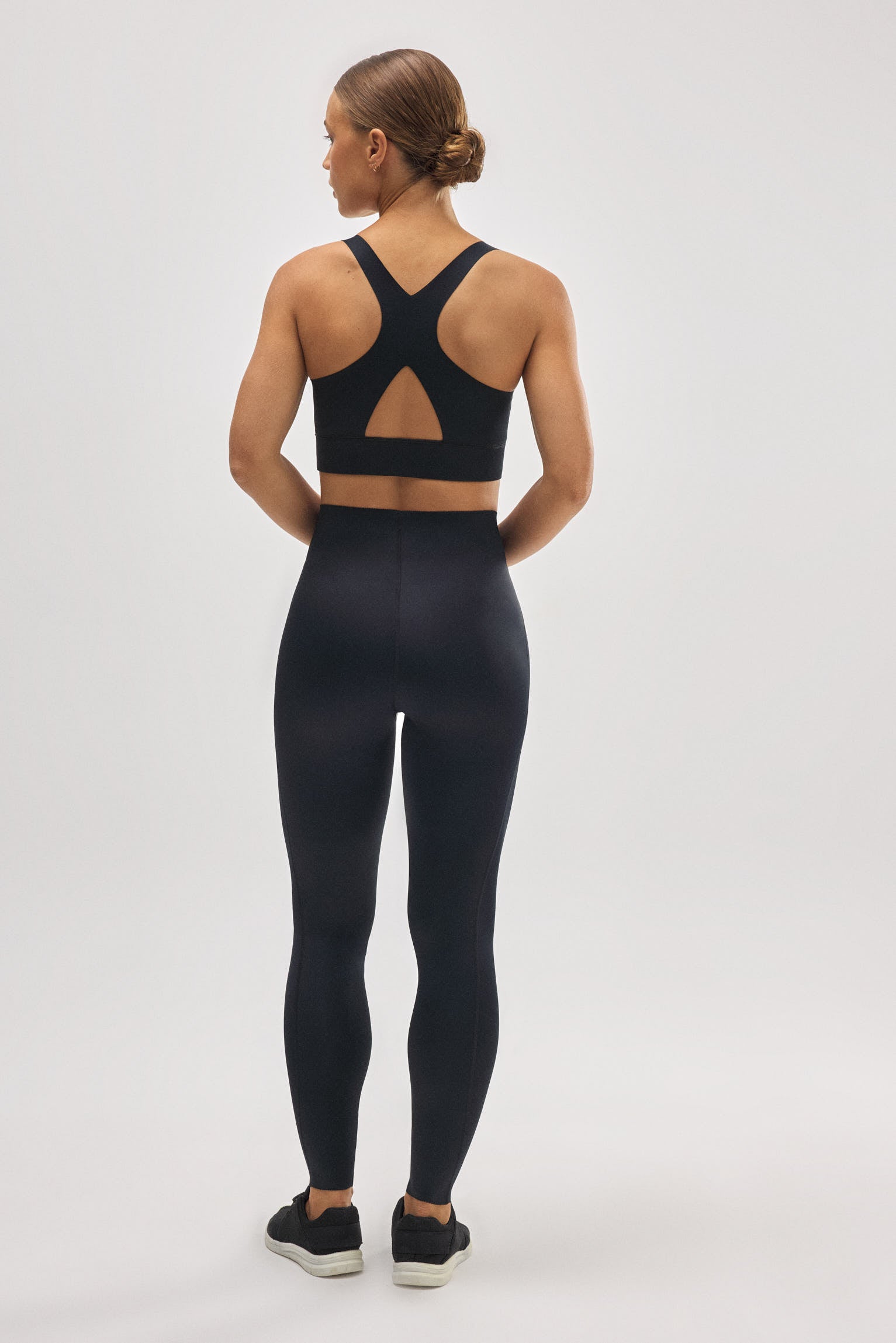 Legging de sport long et compressif noir à ventre plat