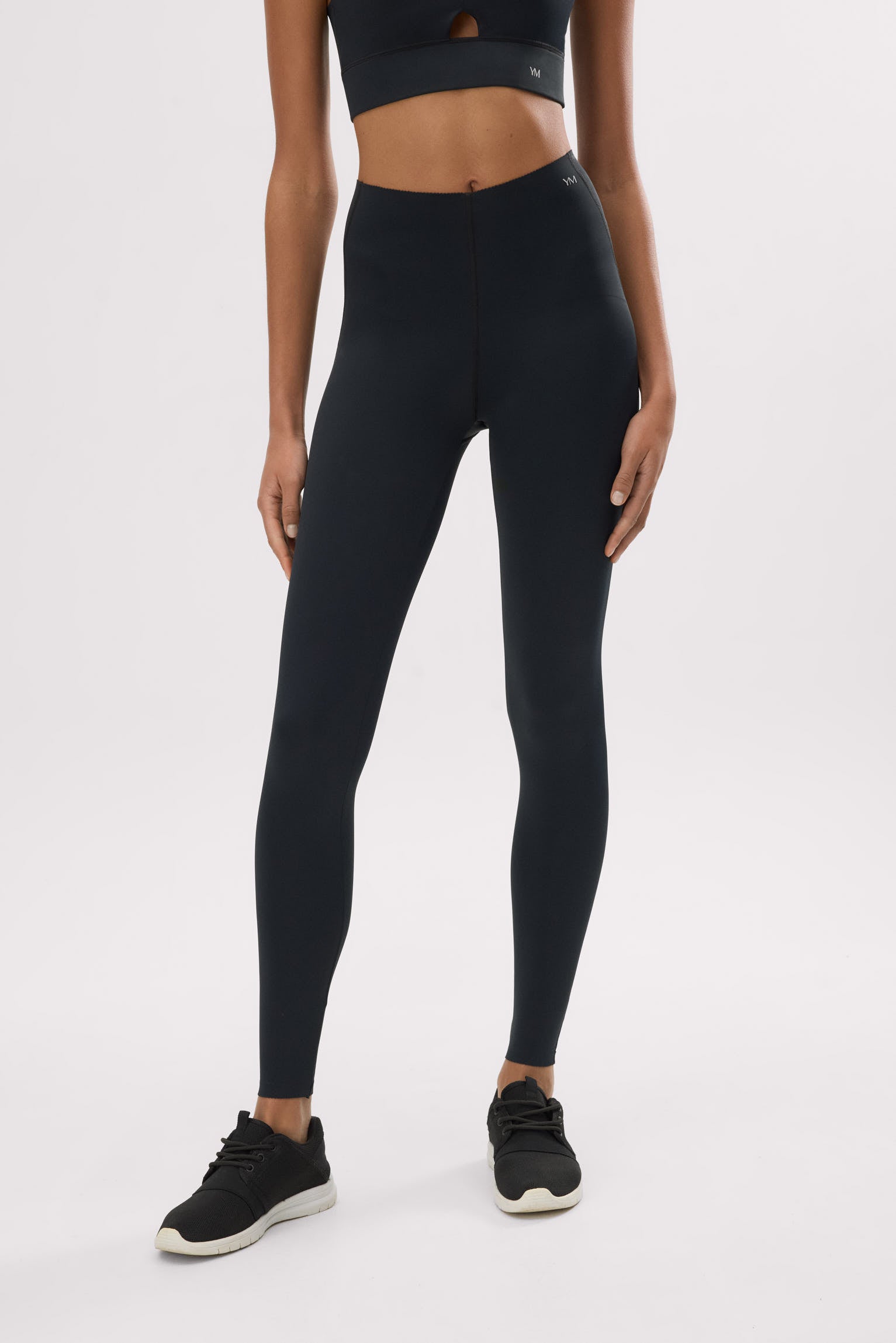 Legging de sport long et compressif noir à ventre plat