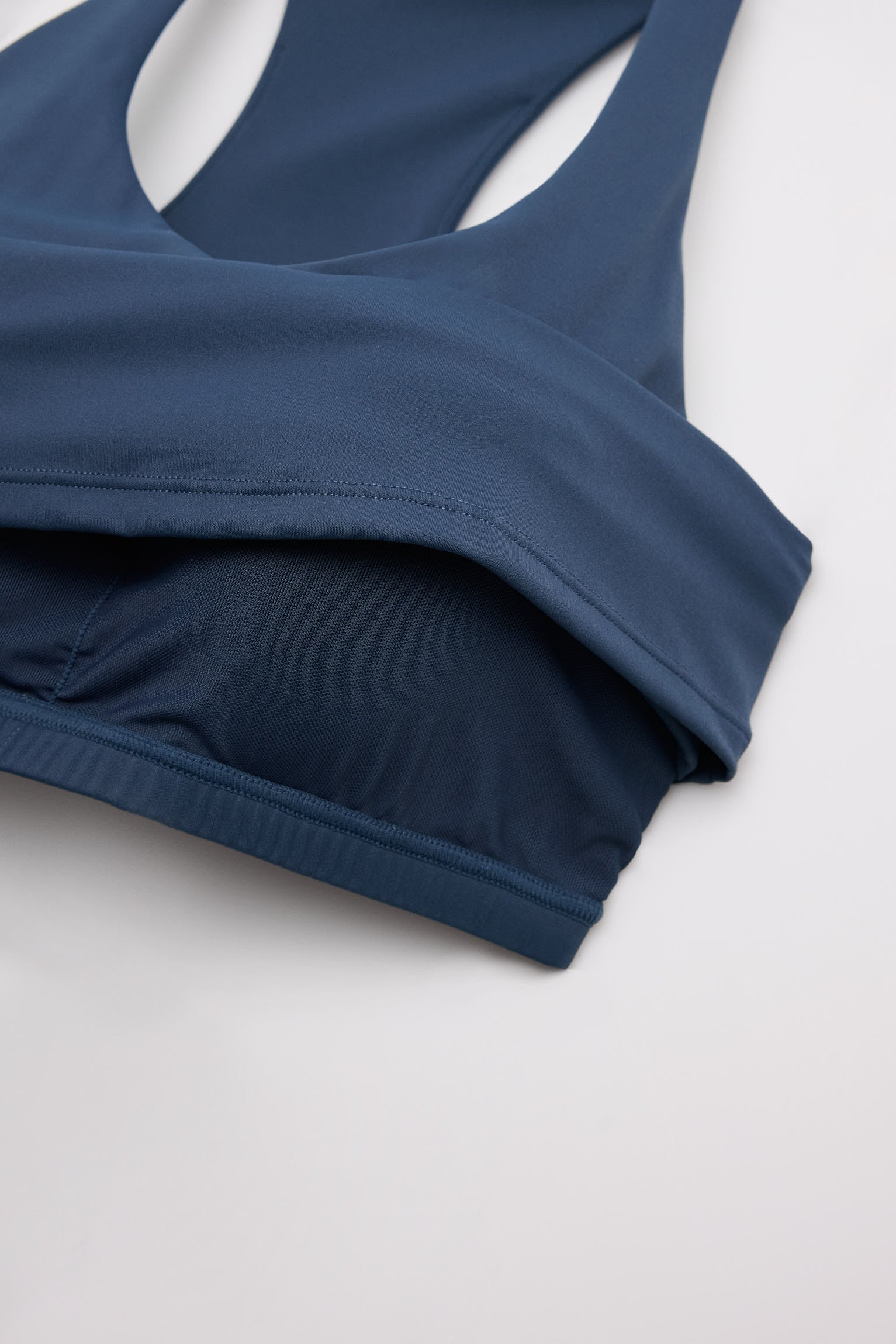 camiseta deportiva con top interior gimnasio en azul noche look completo para deporte comodidad relleno extraíble ajuste tipo segunda piel