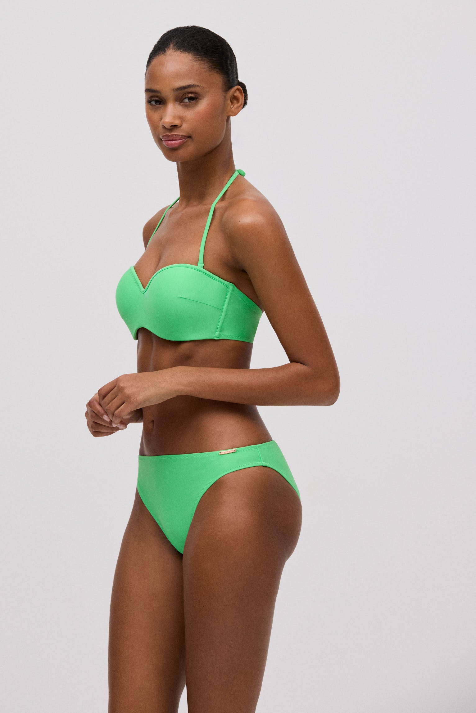 82883-2-braga-bikini-mujer-ysabel-mora-verde