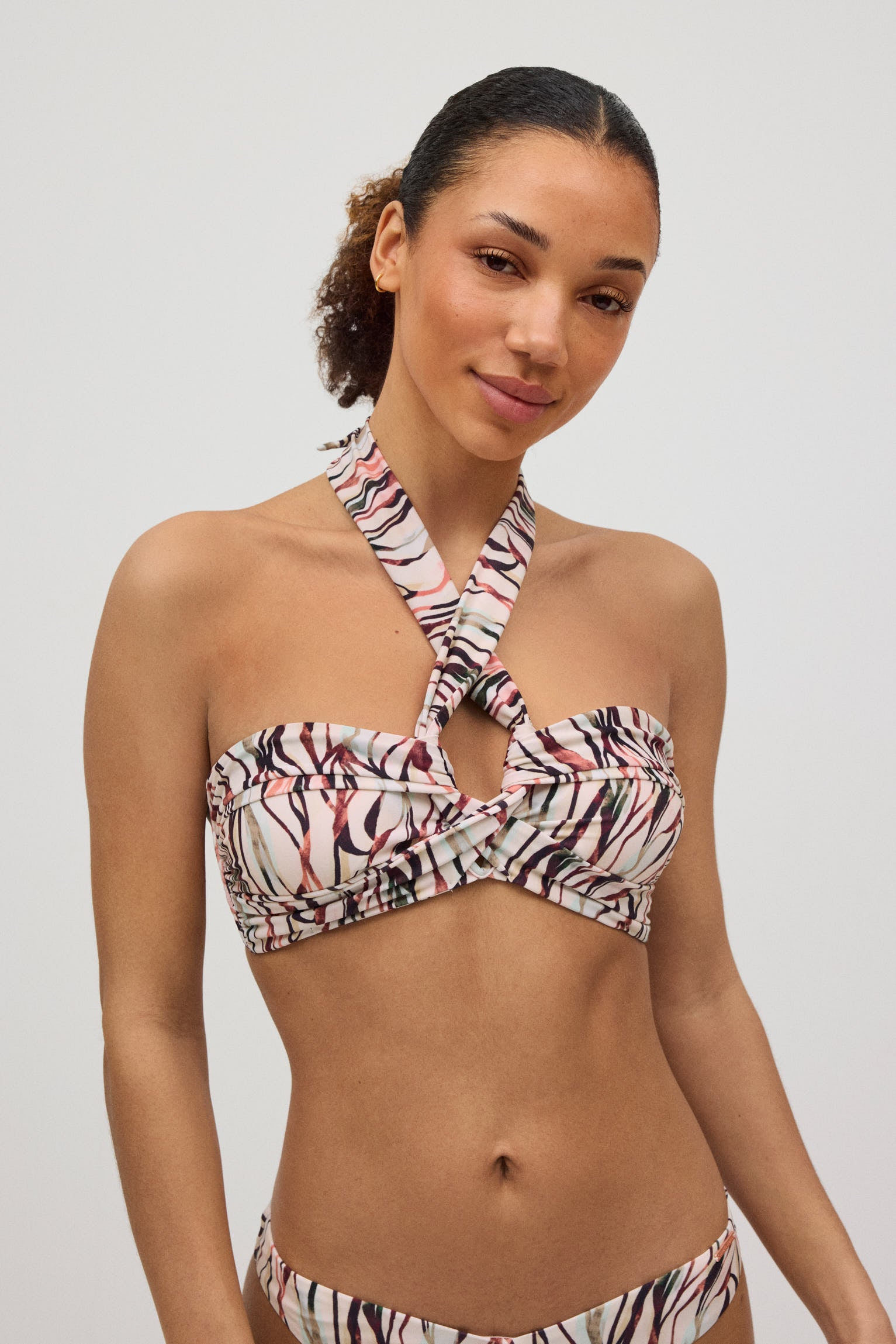 82969-1-top-bandeau-estampado-mujer-ysabel-mora-multicolor