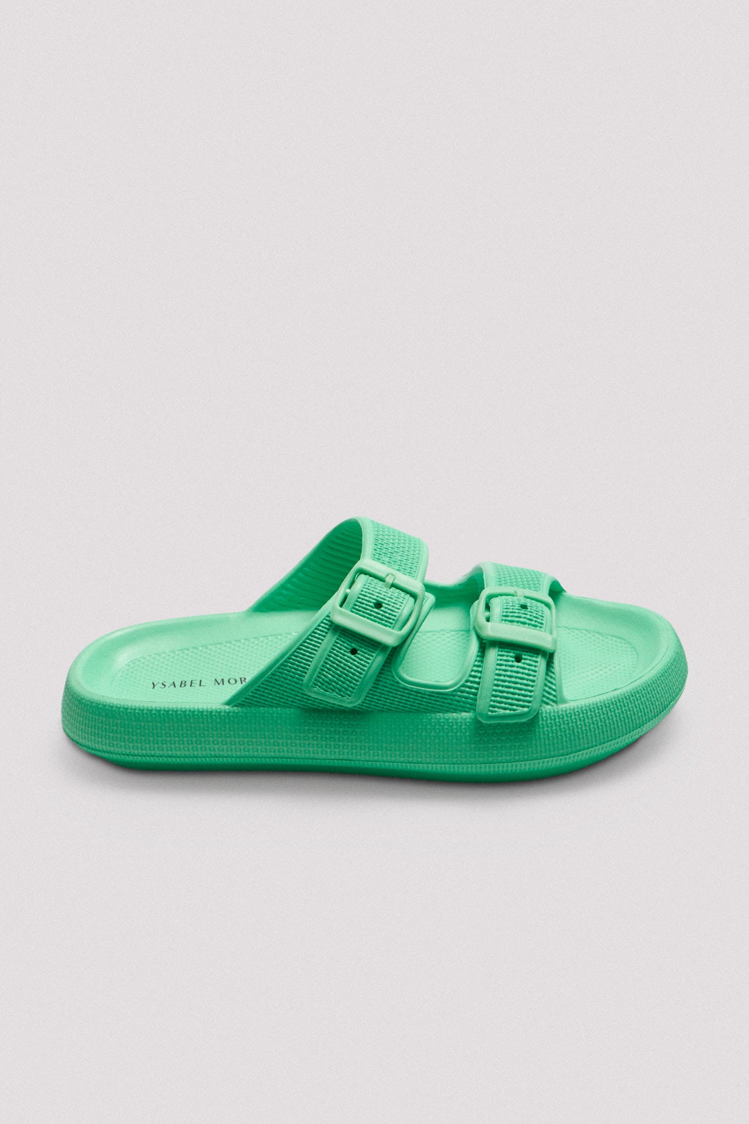 86196-1-chanclas-hebillas-mujer-ysabel-mora-verde