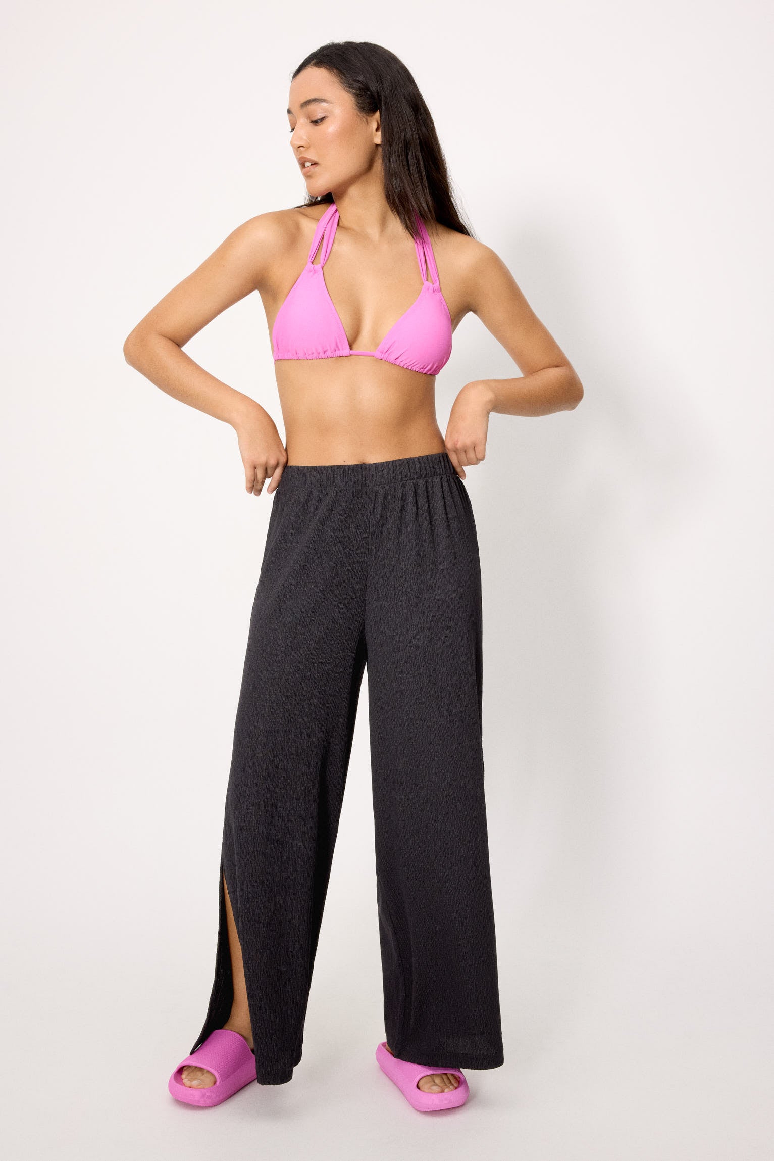 86223-pantalon-largo-ligero-negro