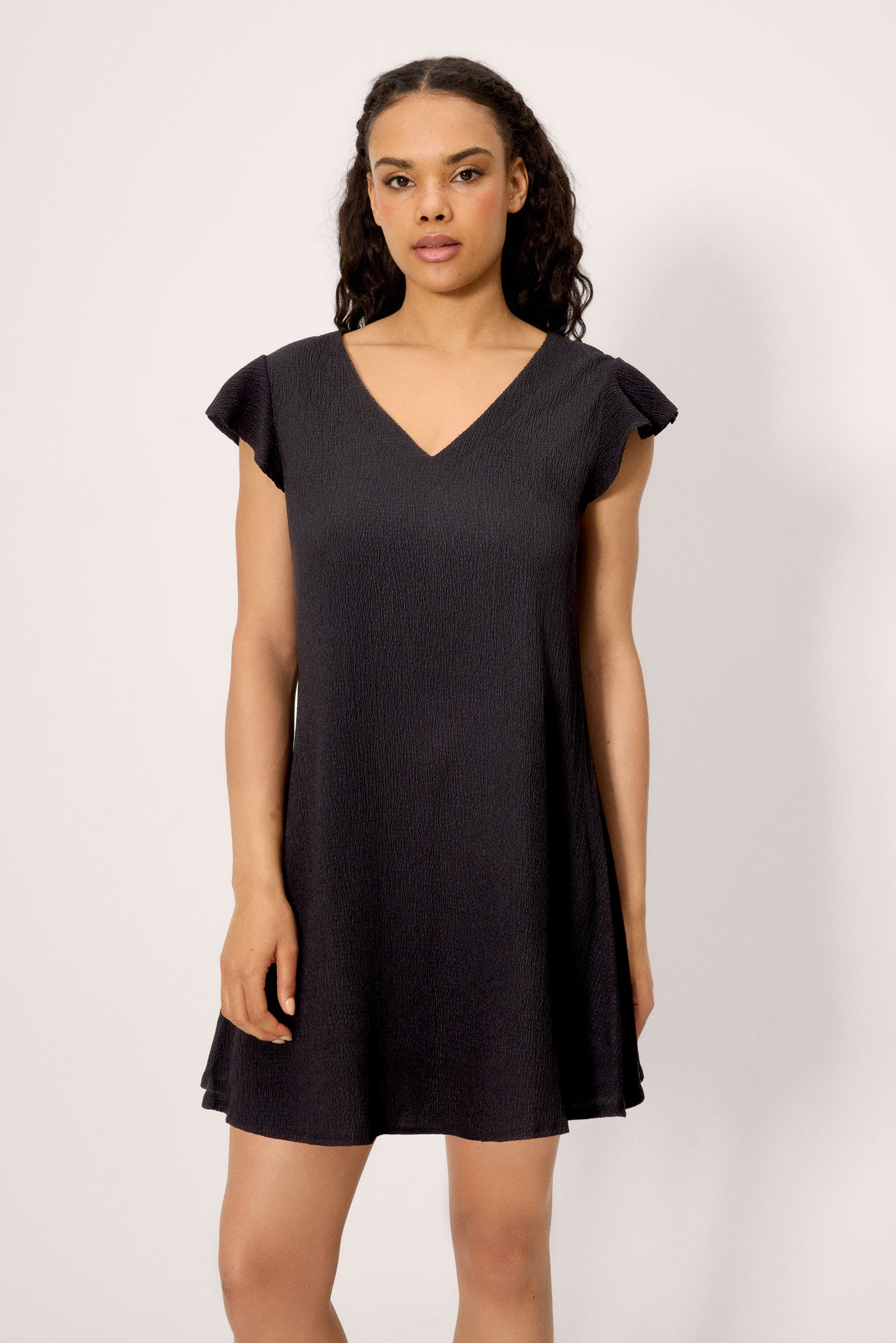 86253-vestido-mujer-verano-corto-ligero-negro